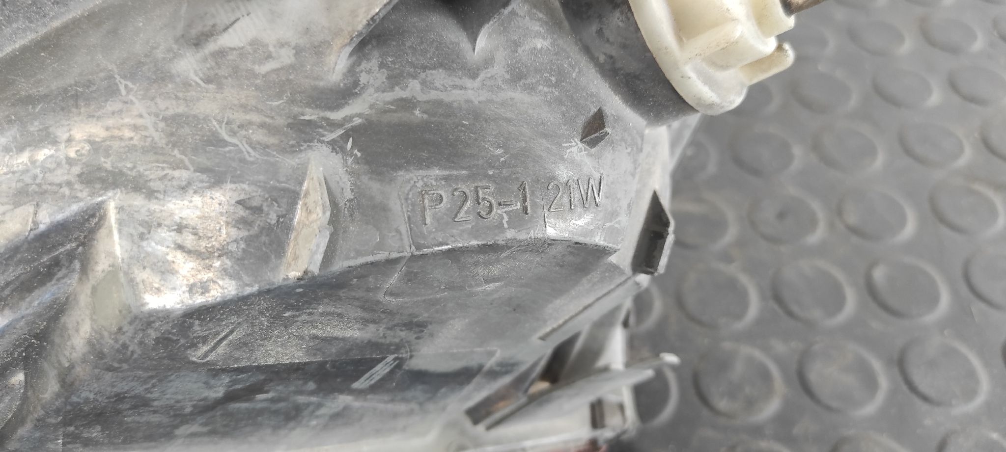 PILOTO DELANTERO IZQUIERDO MERCEDES-BENZ CLASE E (W124) BERLINA - vista 2