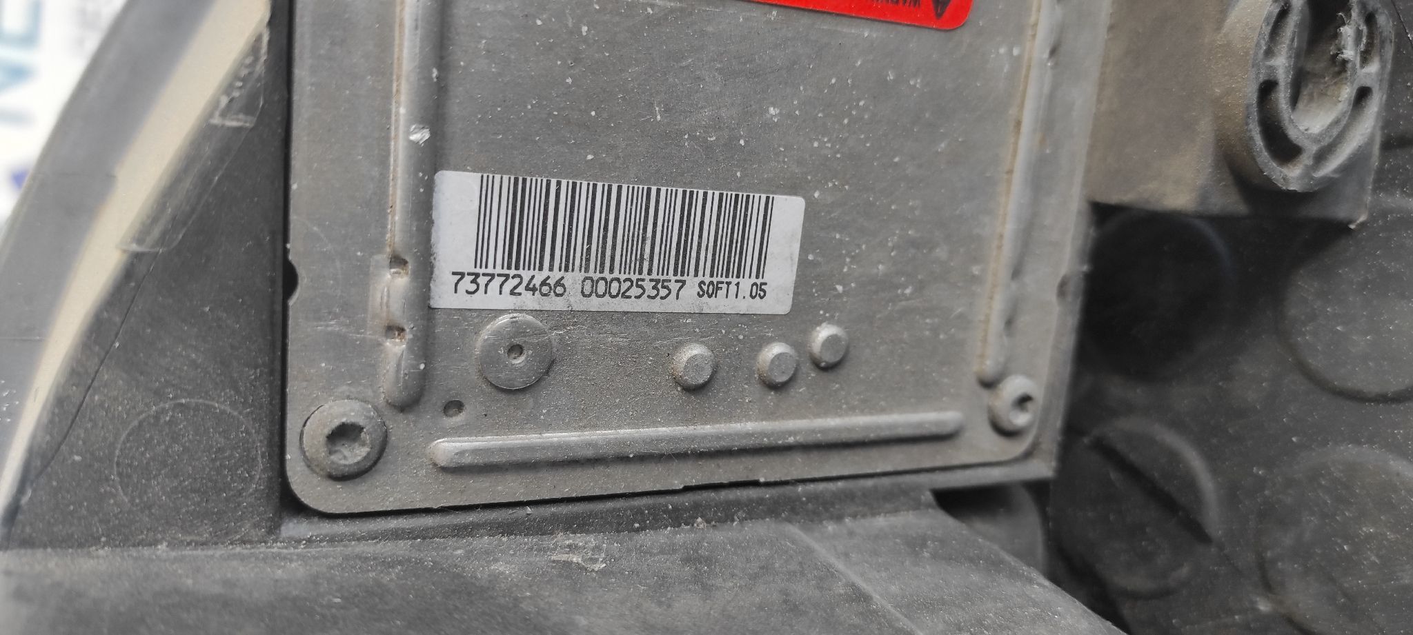 FARO IZQUIERDO NISSAN PRIMERA BERLINA (P11) - vista 4