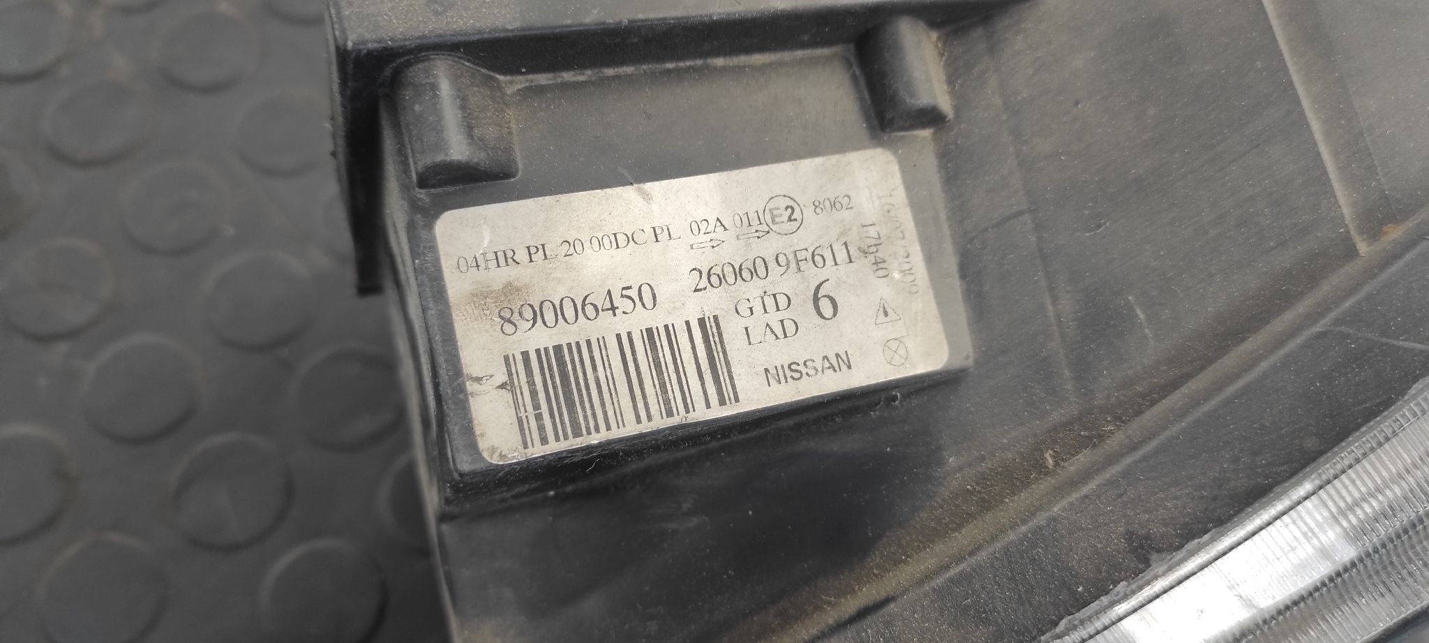 FARO IZQUIERDO NISSAN PRIMERA BERLINA (P11) - vista 2