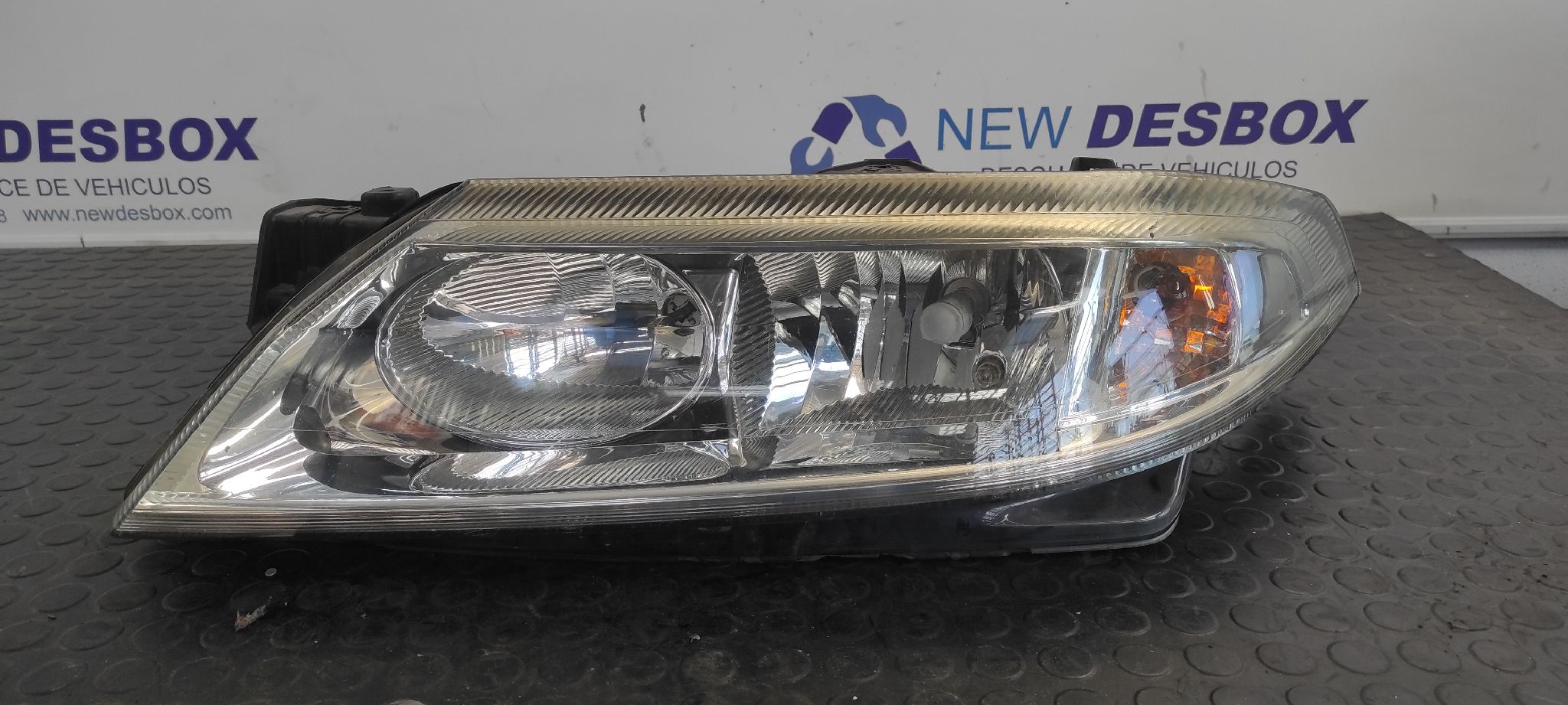 FARO IZQUIERDO RENAULT LAGUNA II (BG0)