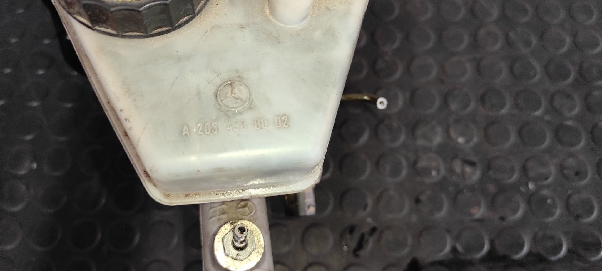 BOMBA FRENO MERCEDES-BENZ CLASE C (W203) BERLINA - vista 6