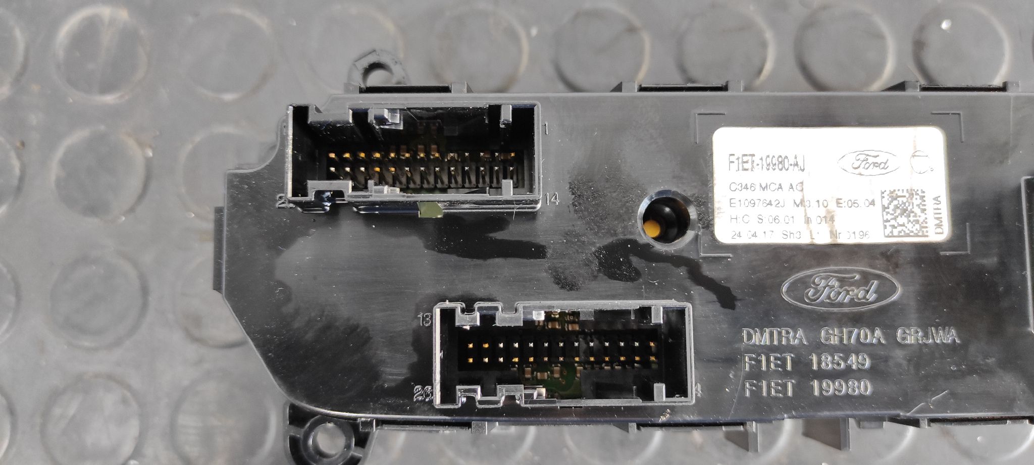 MANDO CLIMATIZADOR FORD FOCUS TURN. - vista 2