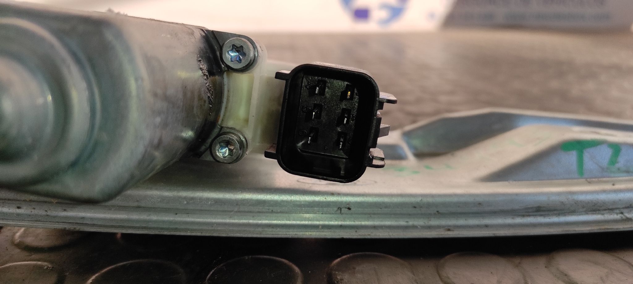 ELEVALUNAS TRASERO IZQUIERDO FORD FOCUS TURN. - vista 3