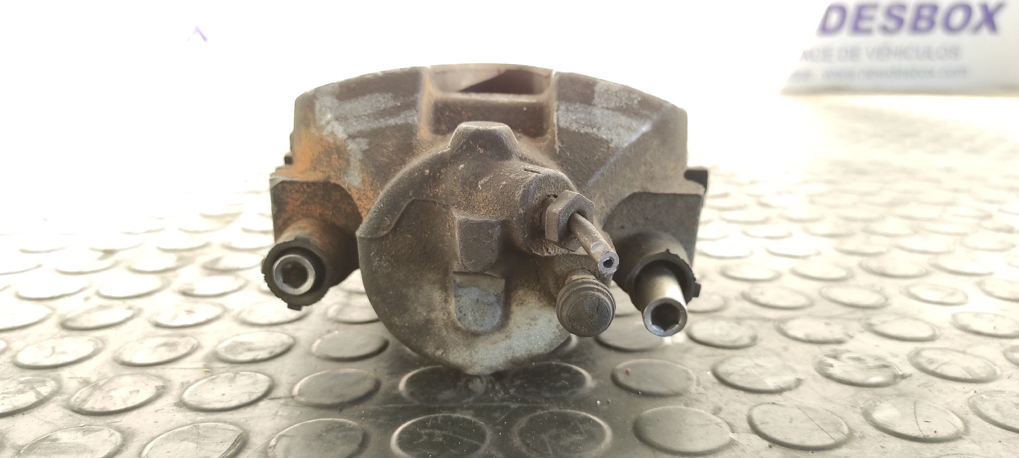 PINZA DE FRENO DELANTERA DERECHA FORD FOCUS TURN. - vista 3