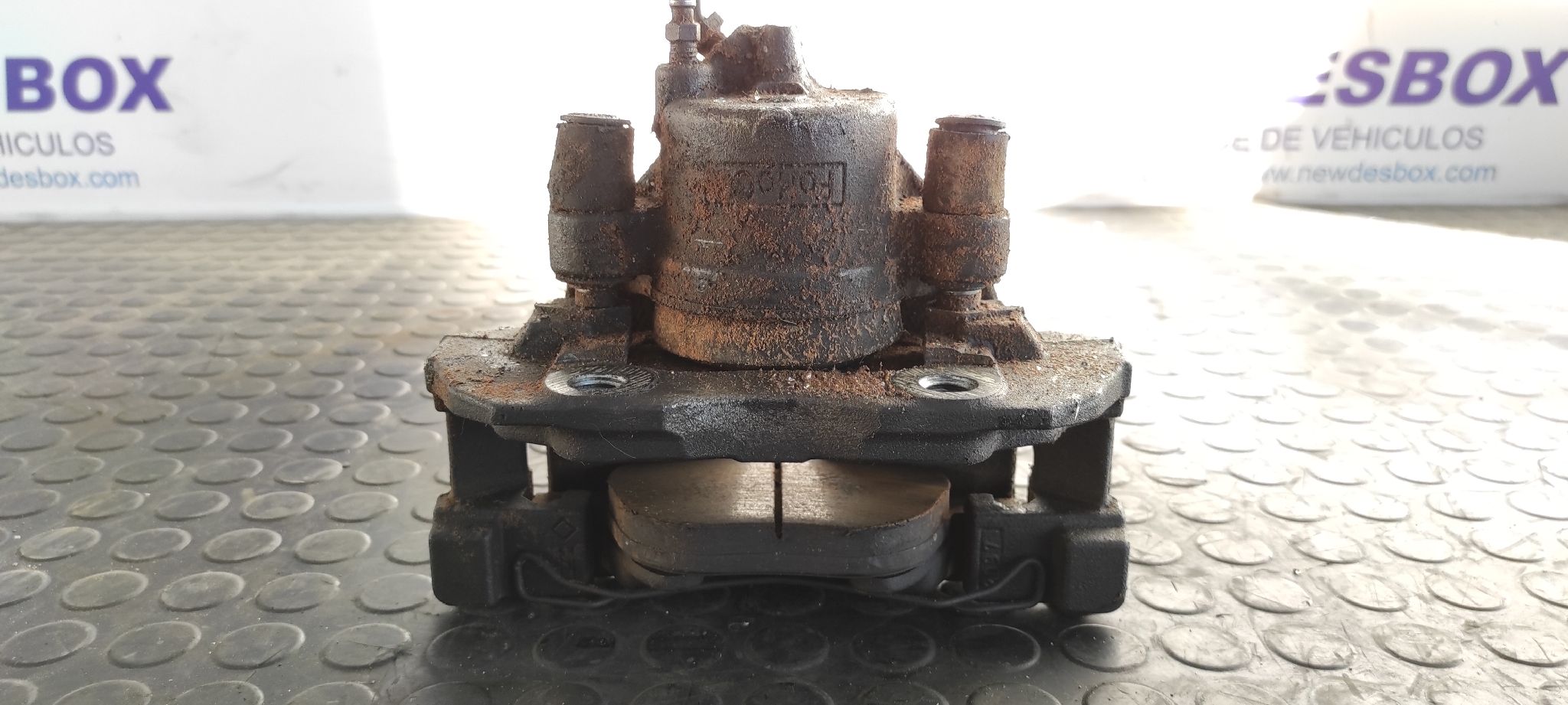 PINZA DE FRENO DELANTERA IZQUIERDA FORD FOCUS TURN. - vista 4