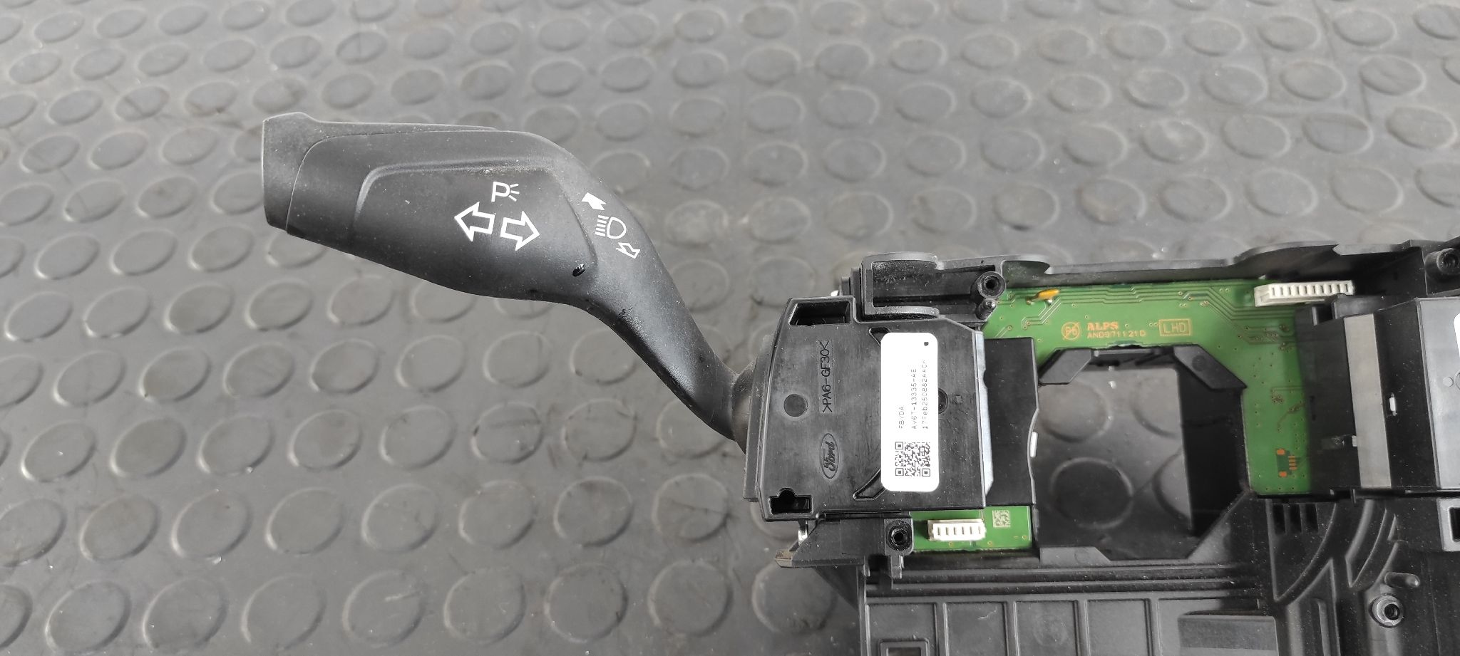 MANDO INTERMITENTES FORD FOCUS TURN.