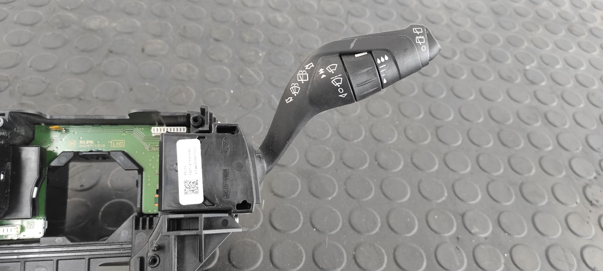 MANDO LIMPIA FORD FOCUS TURN.