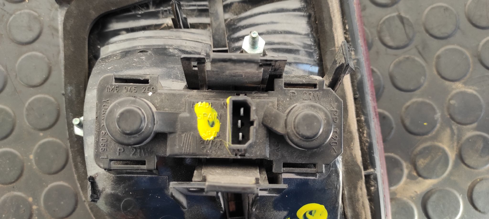 PILOTO PORTON DERECHO SEAT LEON (1M1) - vista 3