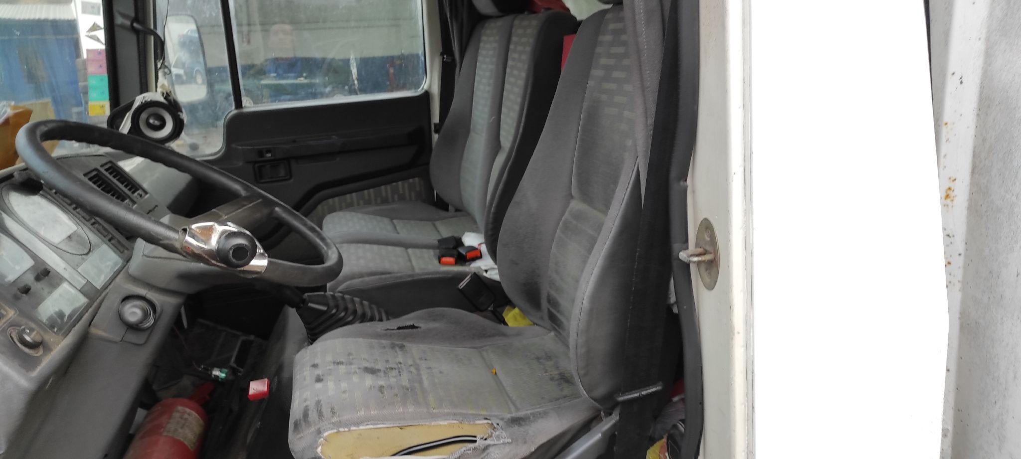 CAPO NISSAN L-35 - vista 11