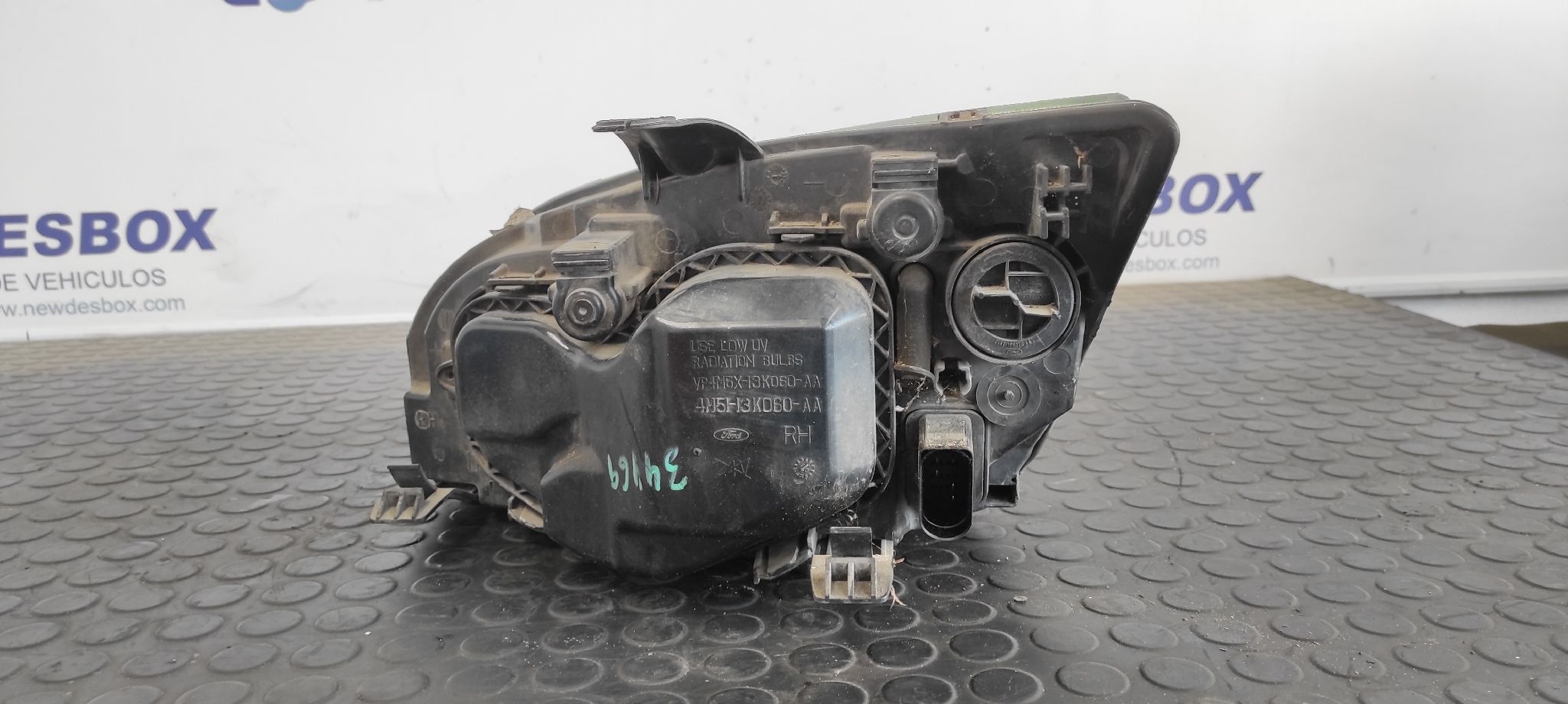 FARO DERECHO FORD FOCUS BERLINA (CAP) - vista 6