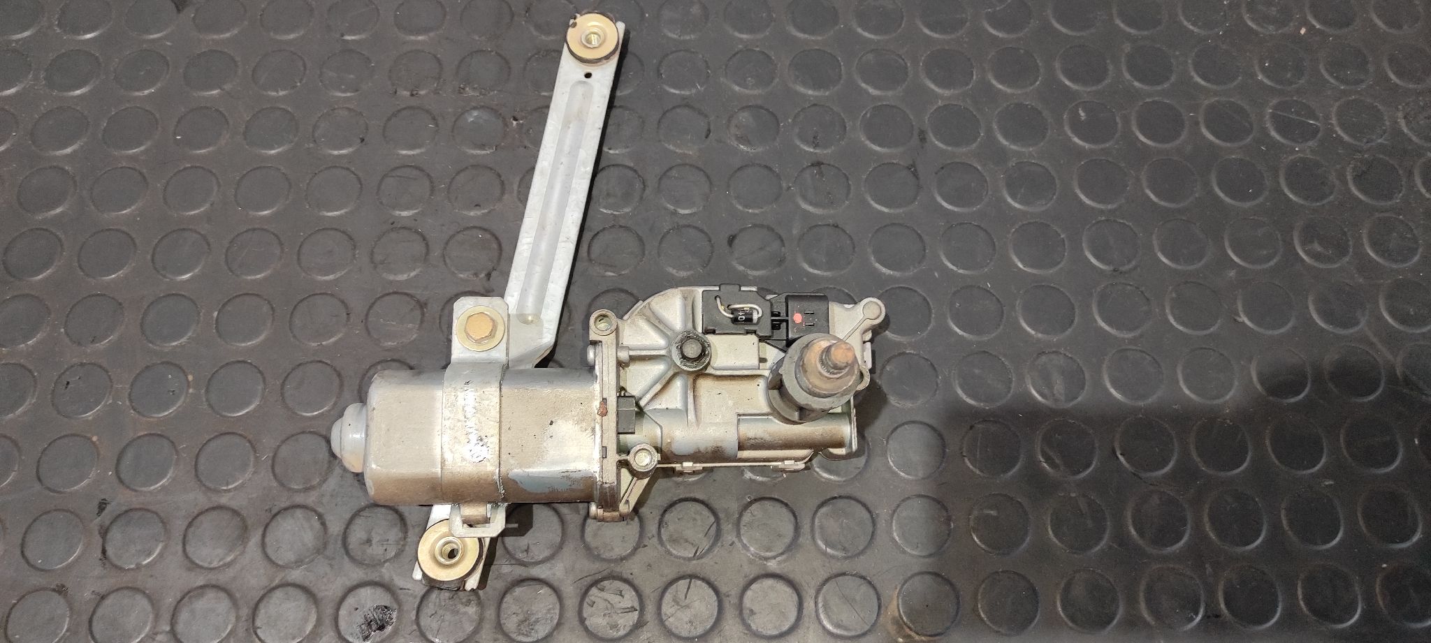 MOTOR LIMPIA TRASERO LAND ROVER DISCOVERY (LT)