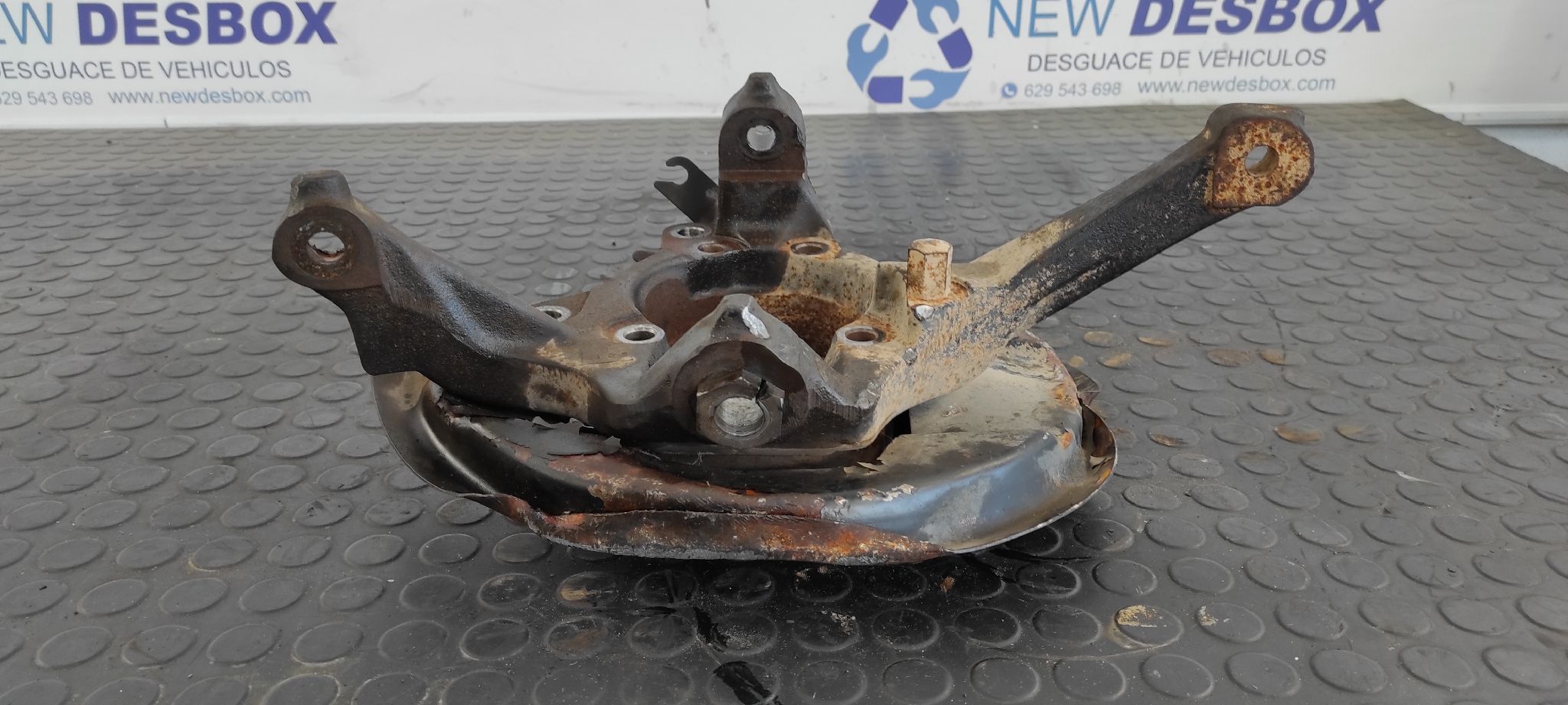 MANGUETA DELANTERA IZQUIERDA LAND ROVER DISCOVERY (LT) - vista 2