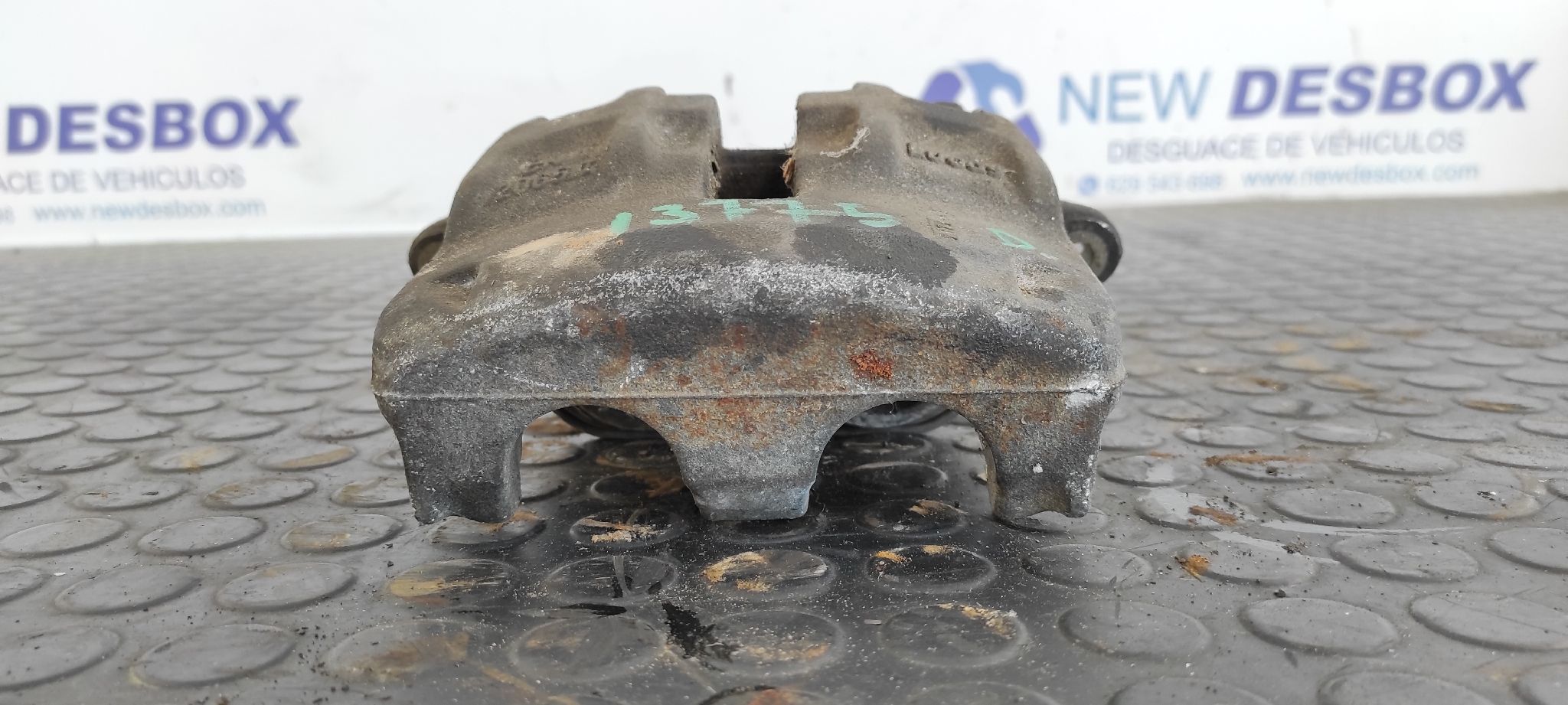 PINZA DE FRENO DELANTERA DERECHA LAND ROVER DISCOVERY (LT) - vista 2