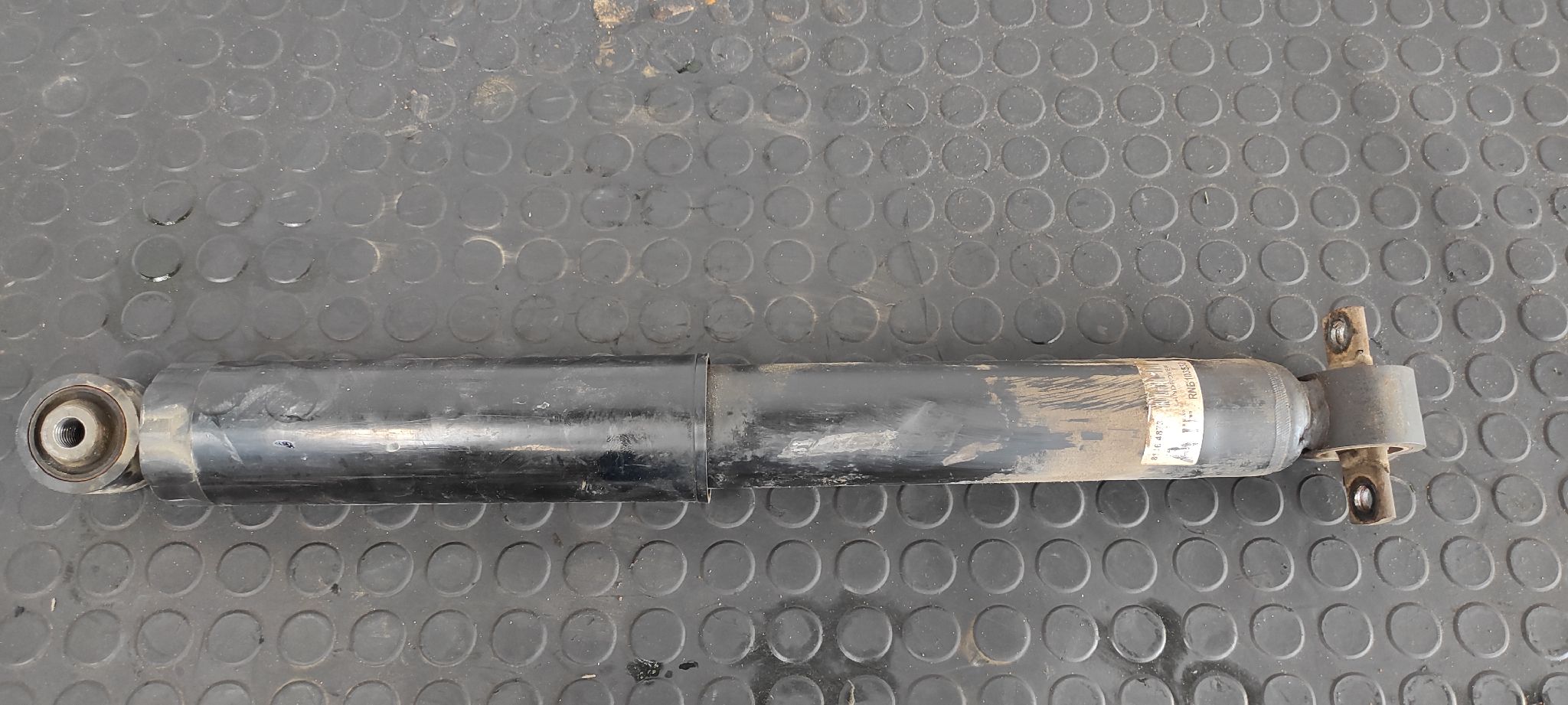 AMORTIGUADOR DELANTERO IZQUIERDO LAND ROVER DISCOVERY (LT)