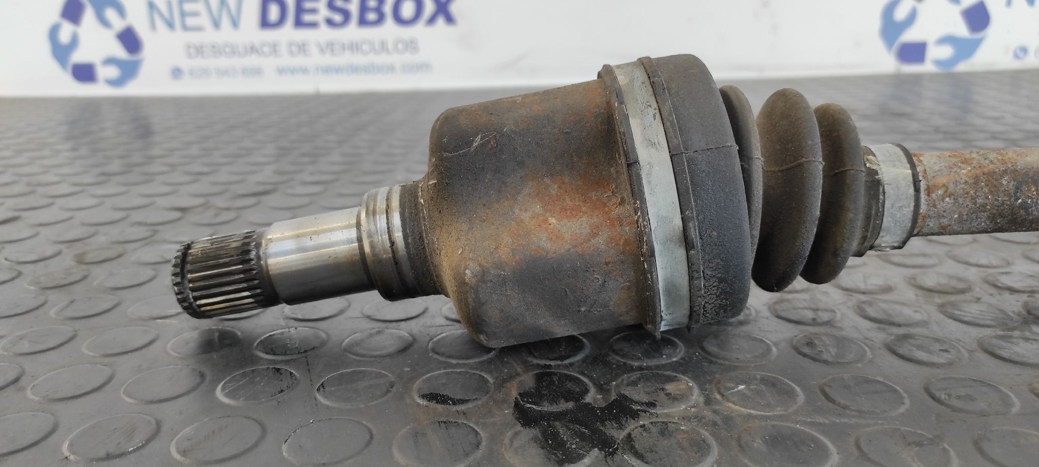 TRANSMISION DELANTERA IZQUIERDA FORD FOCUS BERLINA (CAP) - vista 3