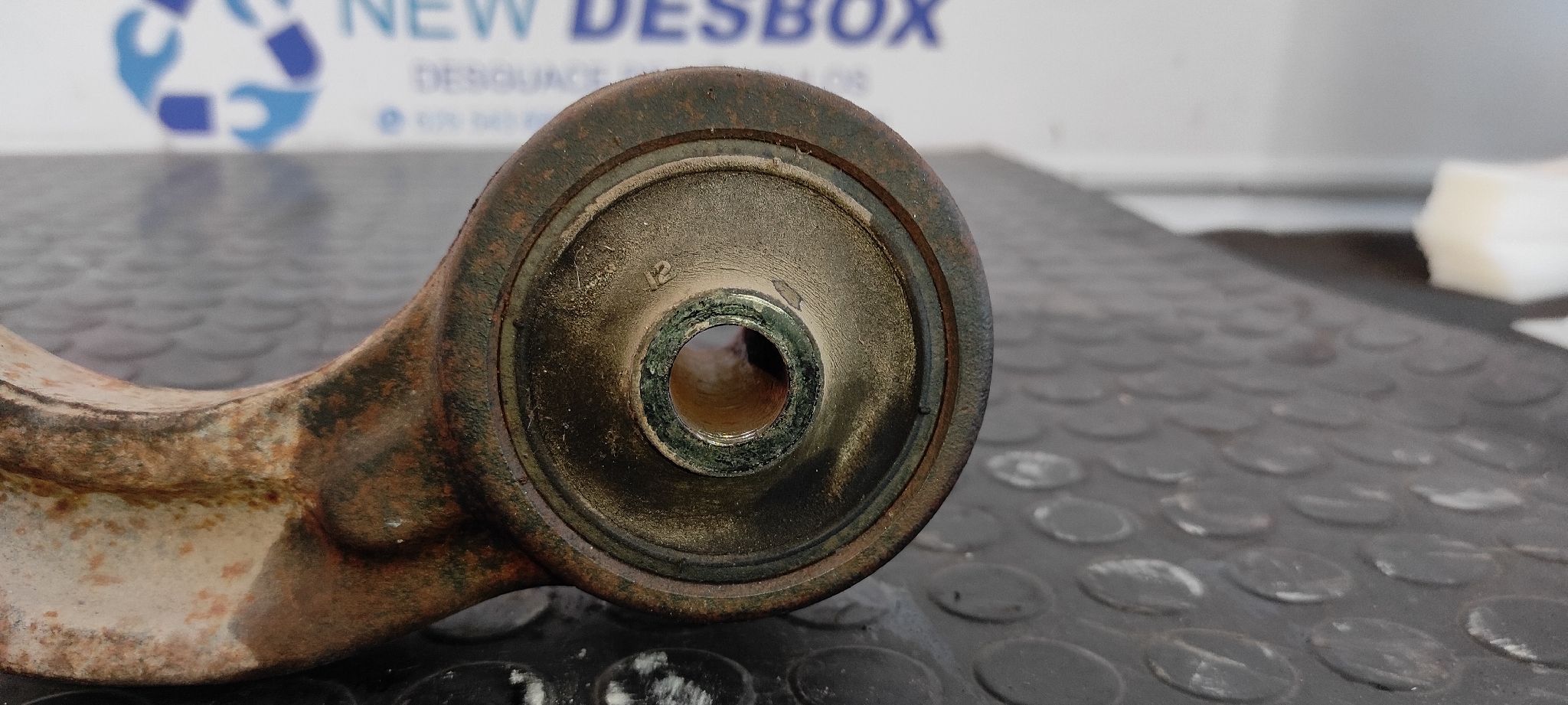 BRAZO DERECHO INFERIOR TRASERO  LAND ROVER DISCOVERY (LT) - vista 5