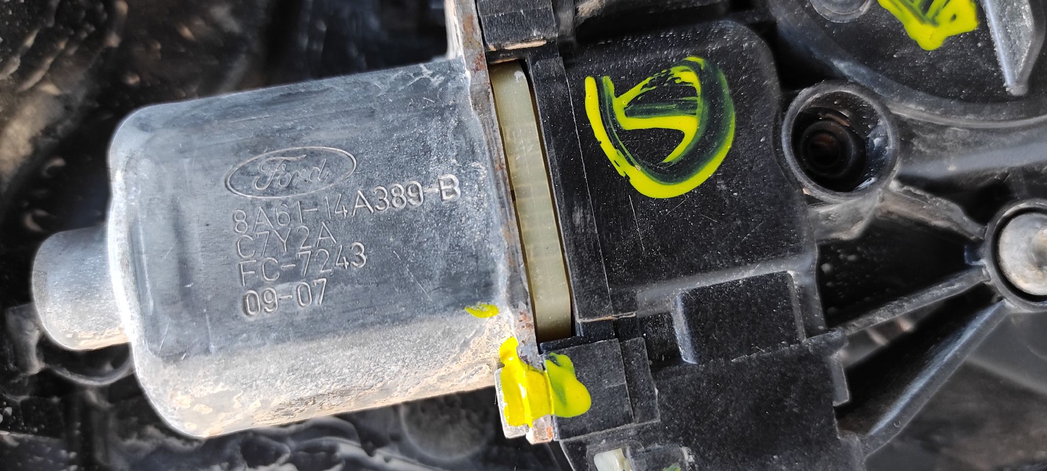 ELEVALUNAS DELANTERO IZQUIERDO FORD FIESTA (CB1) - vista 2