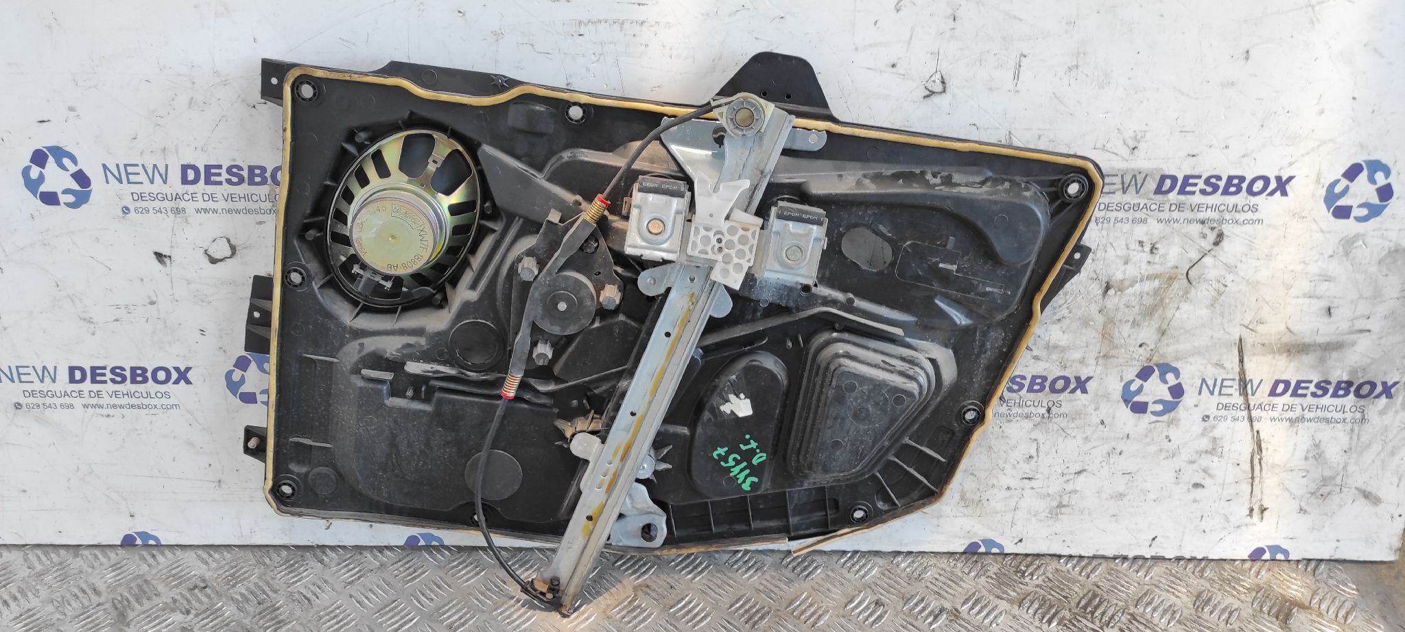 ELEVALUNAS DELANTERO IZQUIERDO FORD FUSION (CBK)