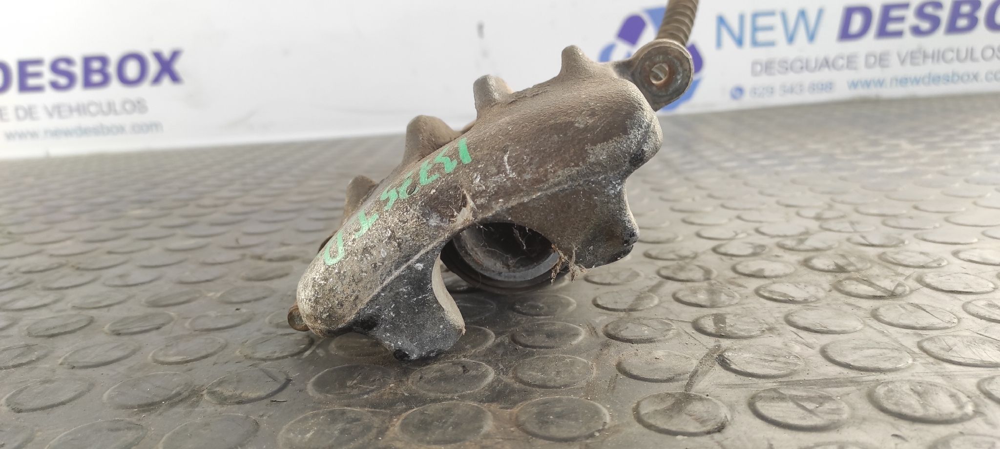 PINZA DE FRENO TRASERA DERECHA LAND ROVER DISCOVERY (LT) - vista 6