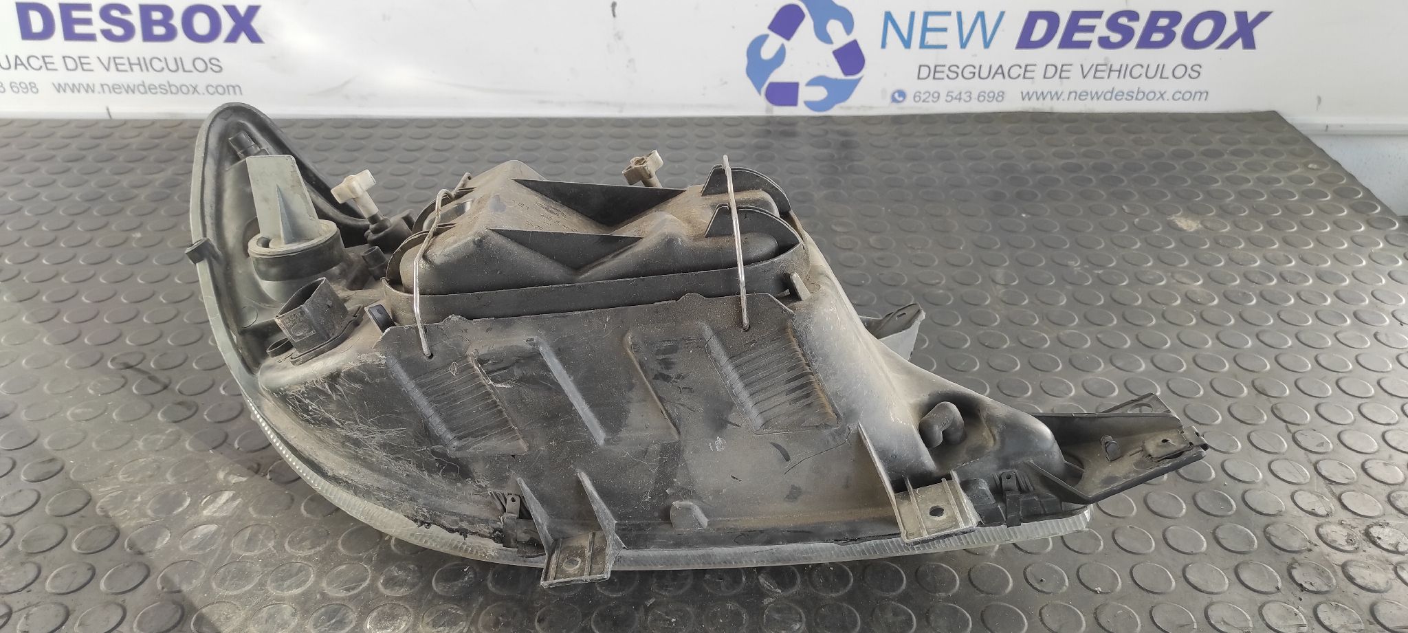 FARO IZQUIERDO MERCEDES-BENZ SPRINTER 02.00 -> CAJA CERRADA, TECHO ELEVADO - vista 2