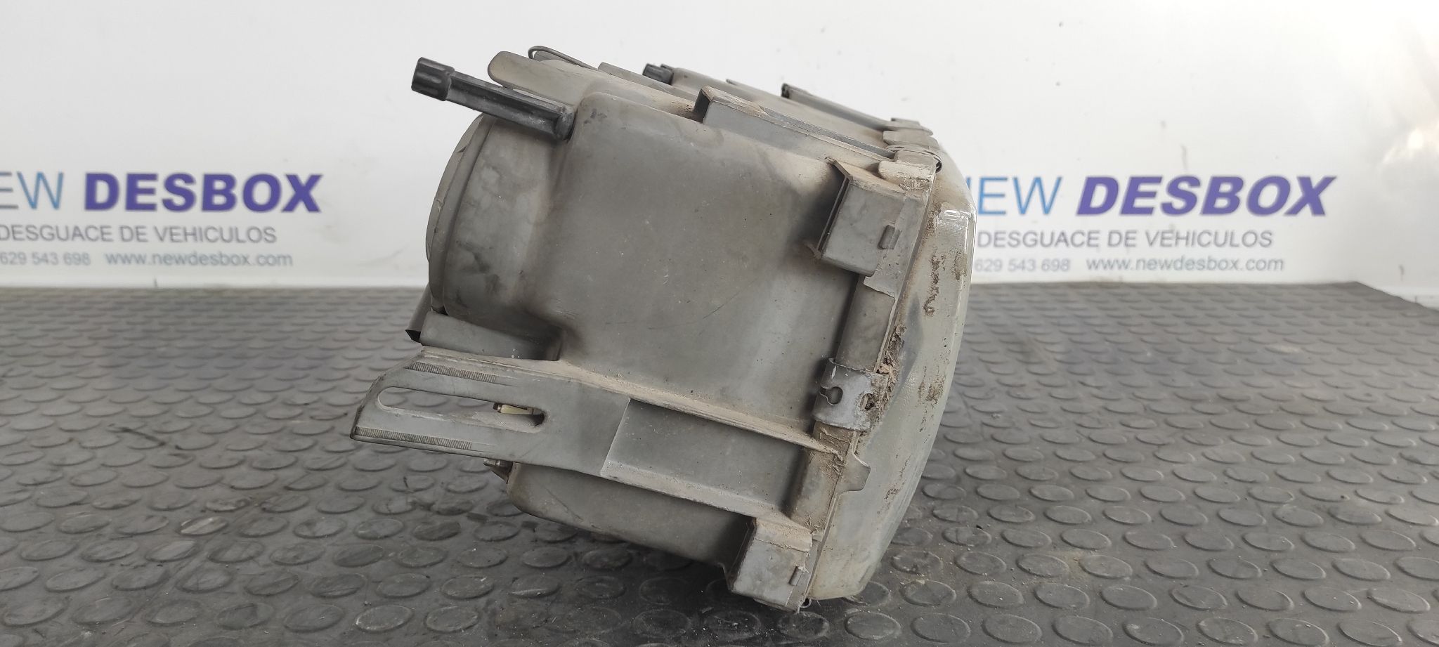 FARO DERECHO MERCEDES-BENZ CLASE S (W126) - vista 9