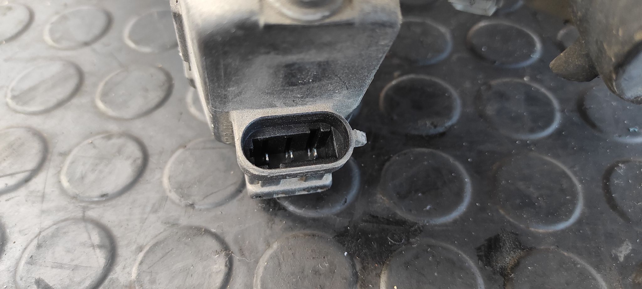 FARO DERECHO RENAULT TRAFIC COMBI (AB 4.01) - vista 5