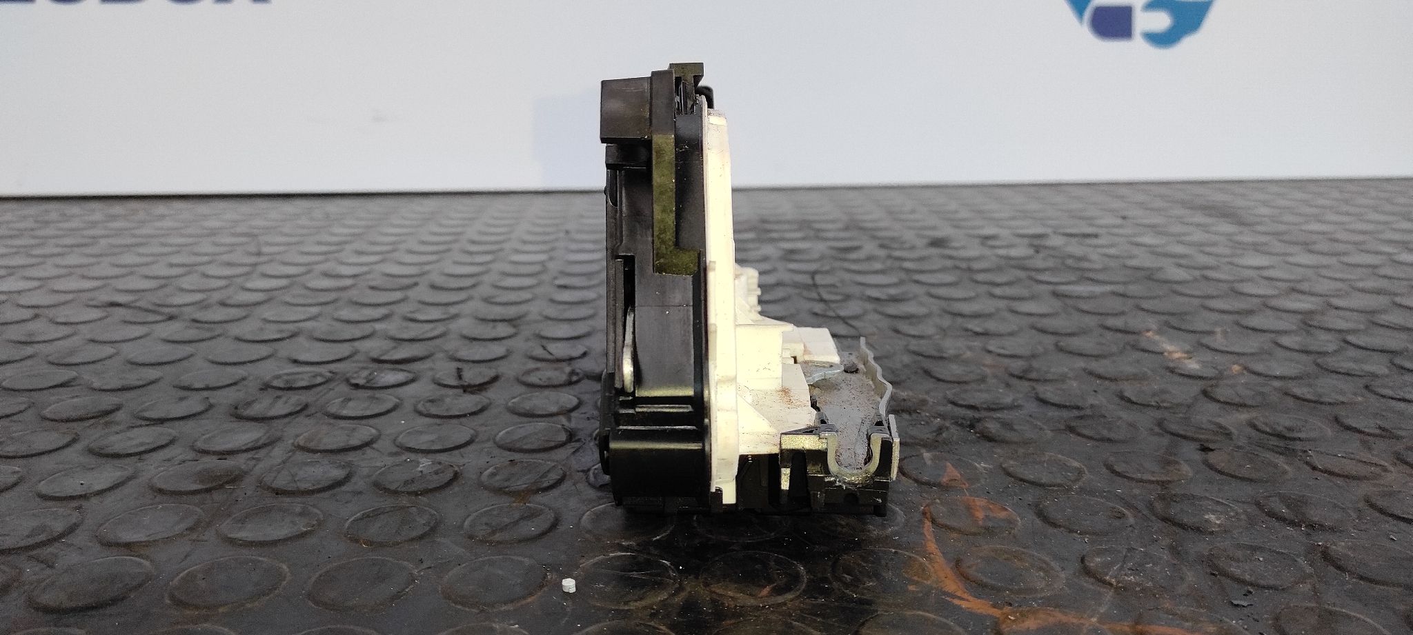 CERRADURA PUERTA DELANTERA IZQUIERDA SEAT IBIZA SC (6P5) - vista 3