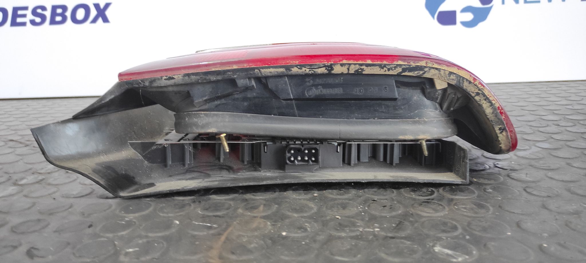 PILOTO TRASERO DERECHO BMW SERIE 3 COMPACTO (E36) - vista 7