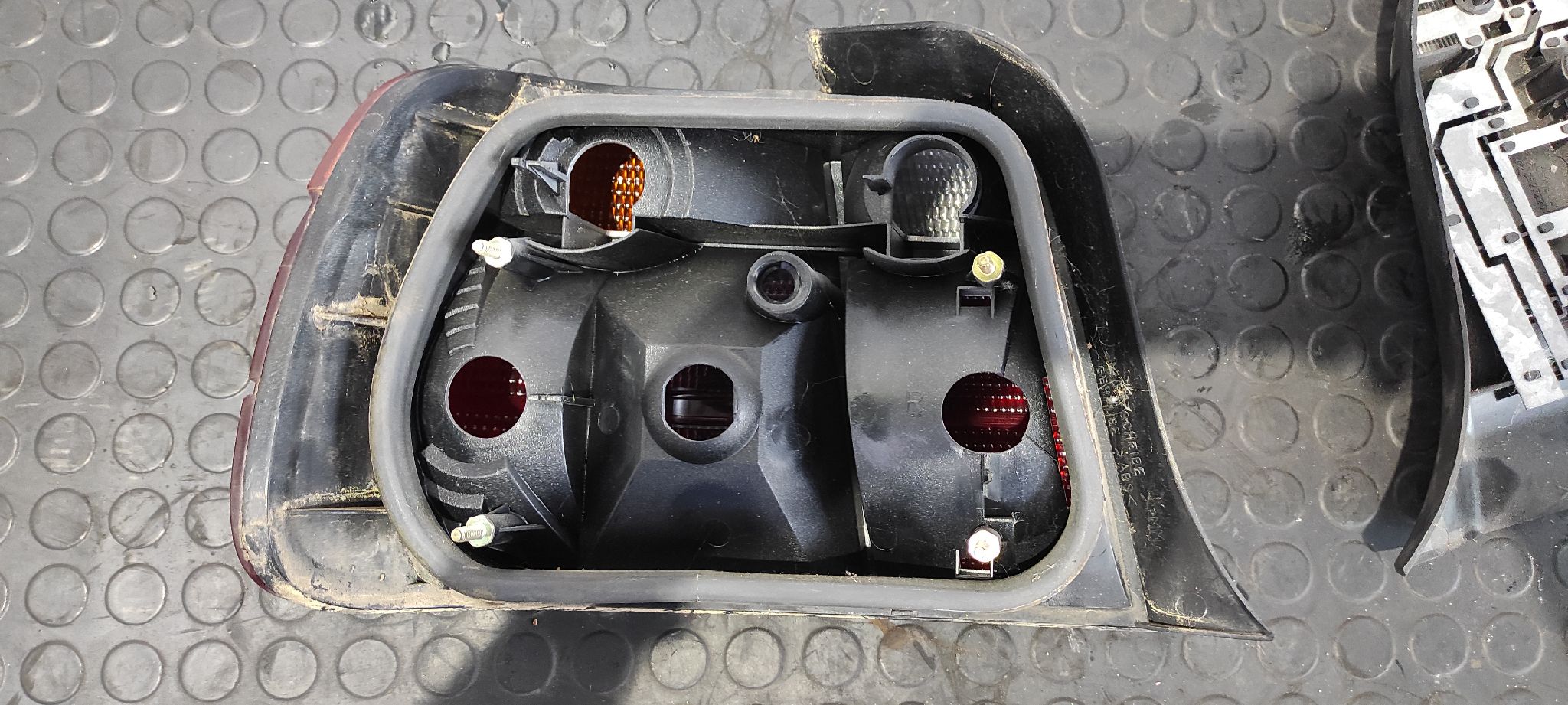 PILOTO TRASERO DERECHO BMW SERIE 3 COMPACTO (E36) - vista 6