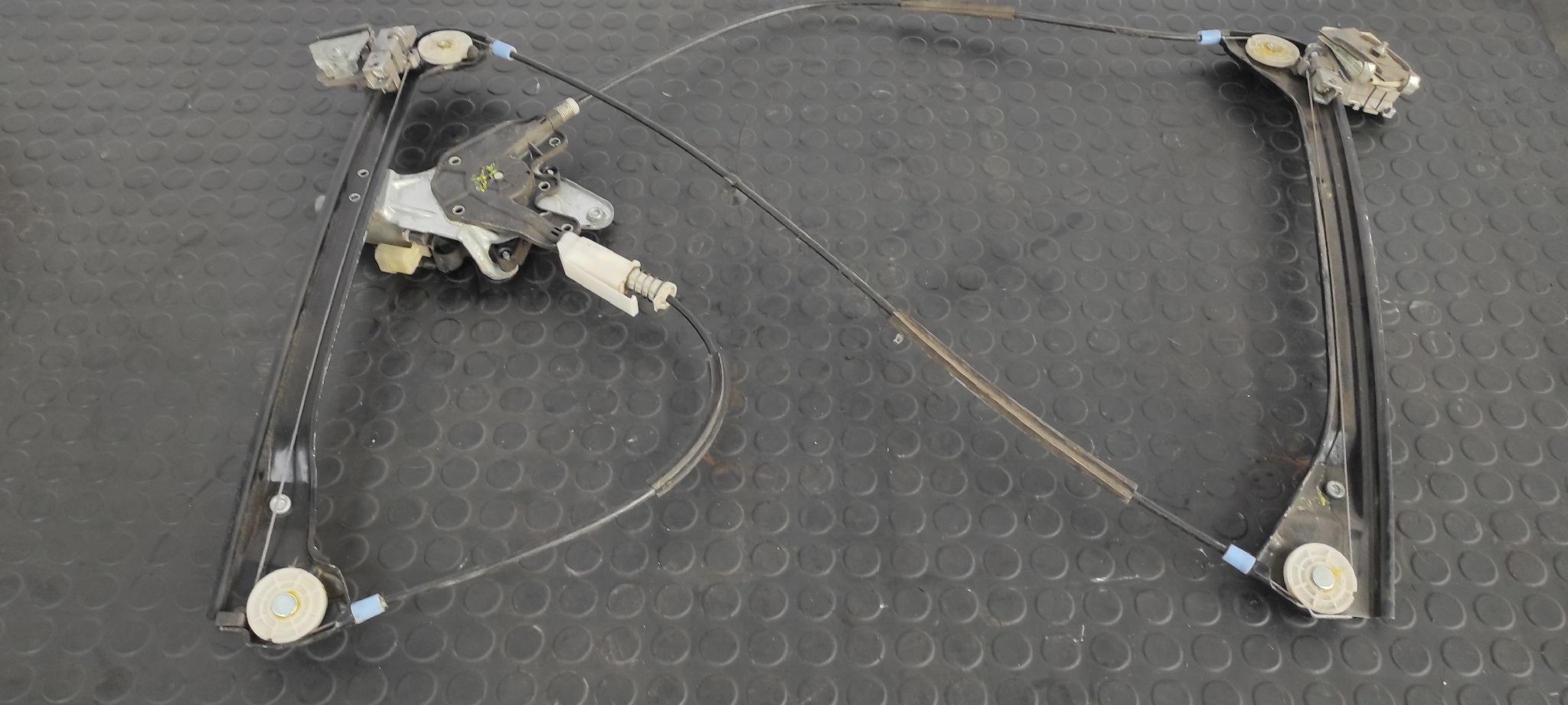 ELEVALUNAS DELANTERO IZQUIERDO BMW SERIE 3 COUPE (E46) - vista 2