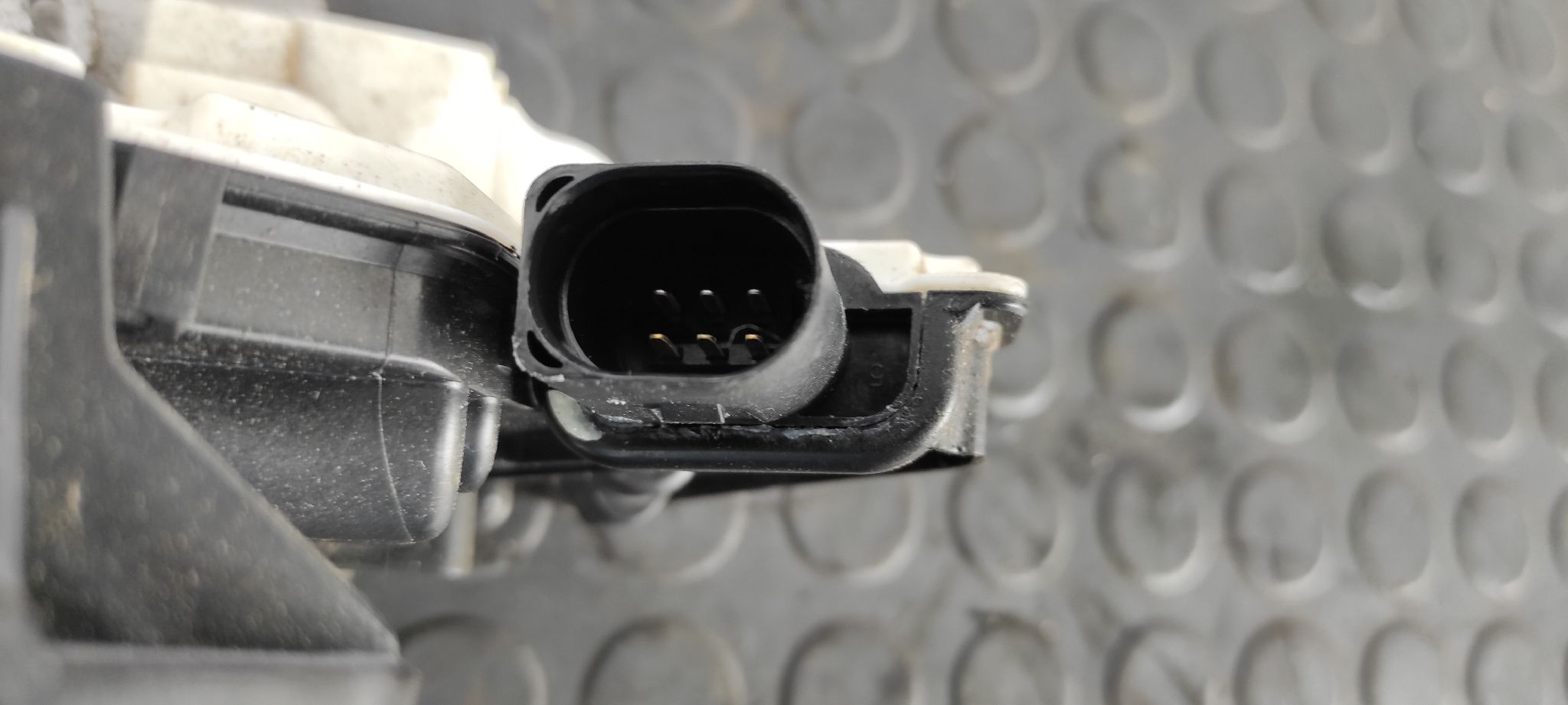 CERRADURA PUERTA DELANTERA DERECHA SEAT IBIZA SC (6P5) - vista 4