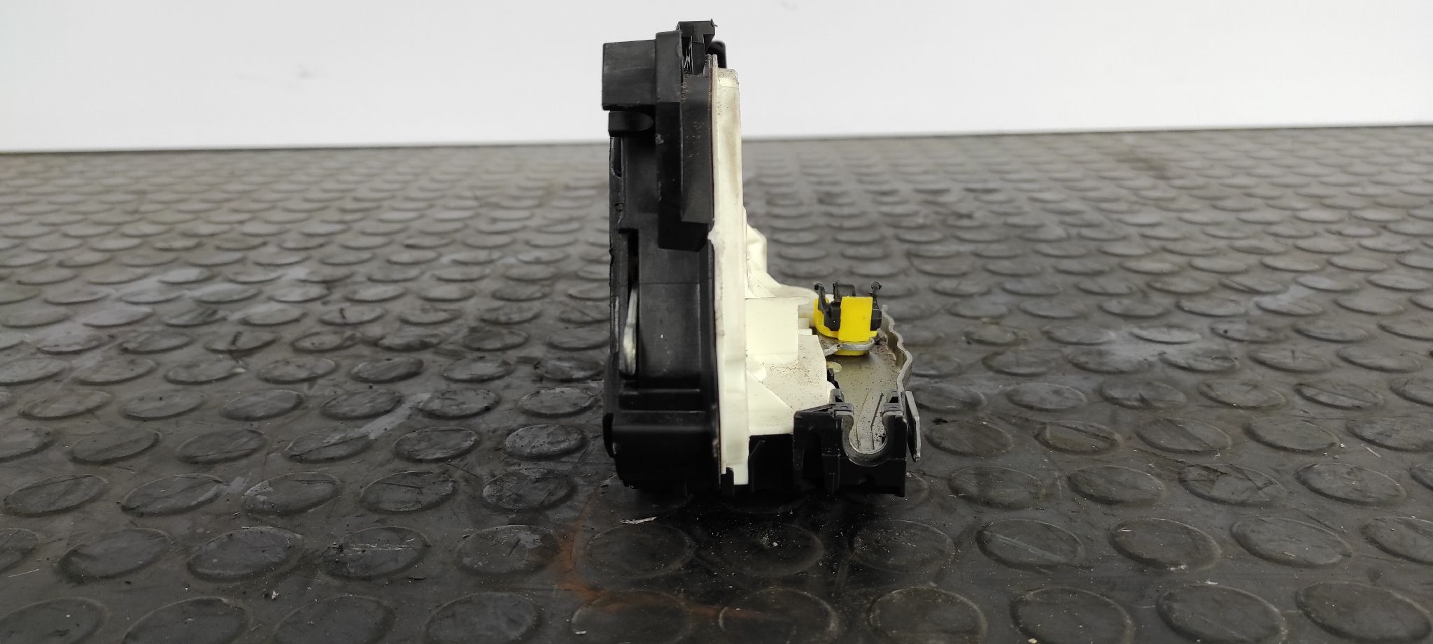 CERRADURA PUERTA TRASERA IZQUIERDA SEAT IBIZA SC (6P5) - vista 2