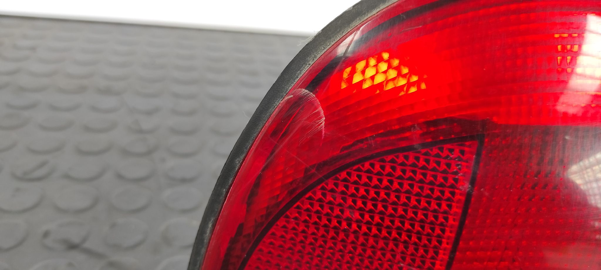 PILOTO TRASERO IZQUIERDO RENAULT LAGUNA (B56) - vista 4