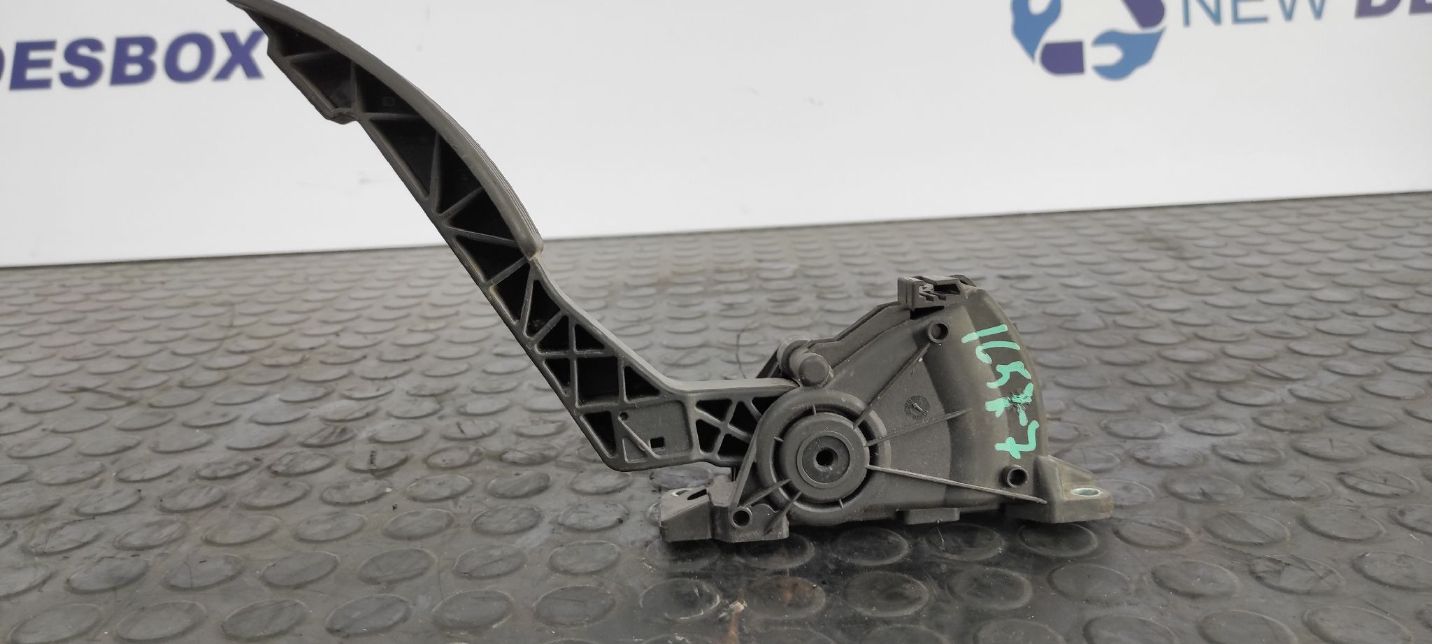 POTENCIOMETRO PEDAL DACIA LOGAN - vista 5