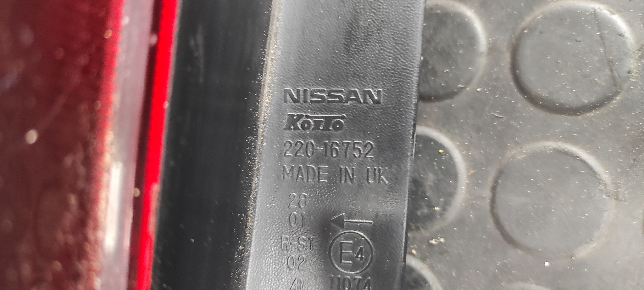 PILOTO TRASERO IZQUIERDO NISSAN NOTE (E11E) - vista 2