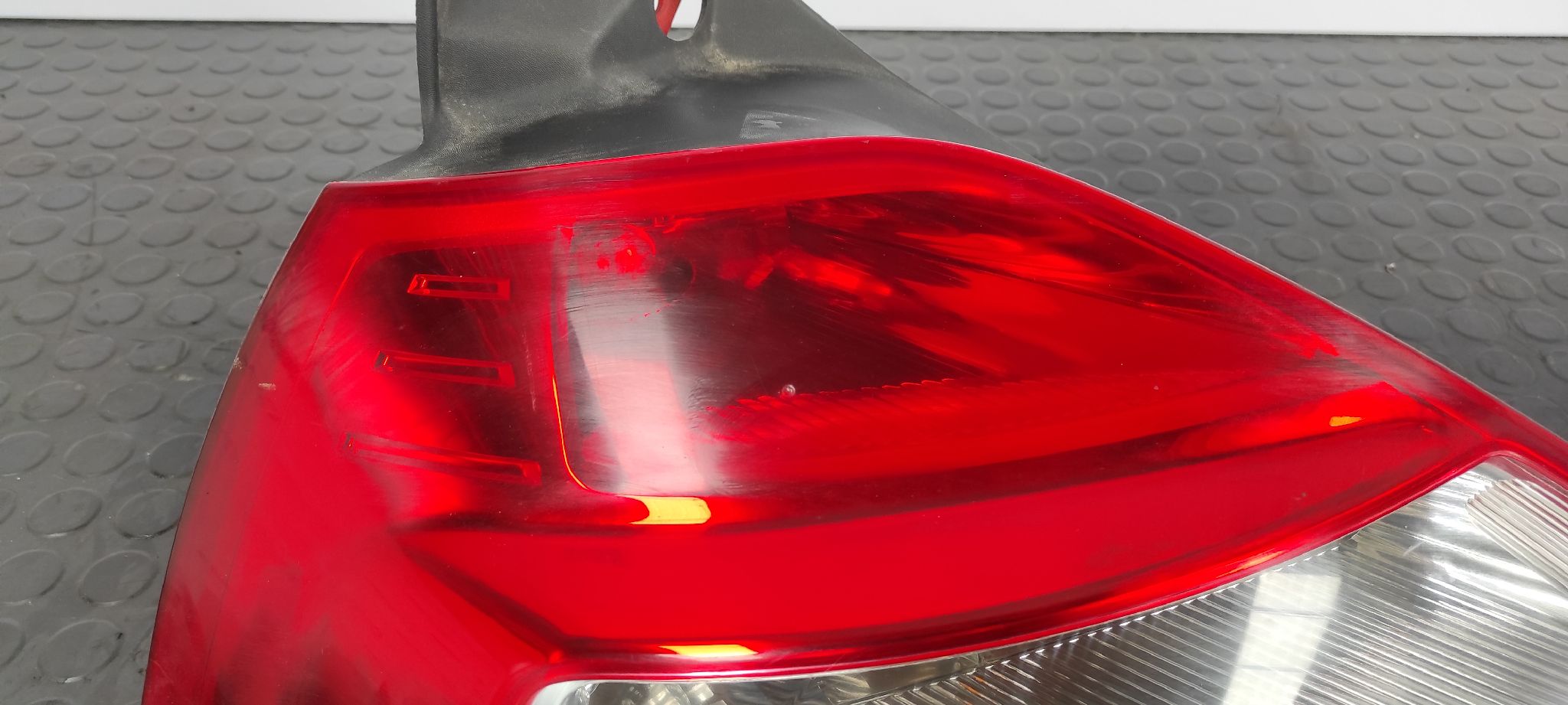 PILOTO TRASERO IZQUIERDO RENAULT MEGANE II CLASSIC BERLINA - vista 11