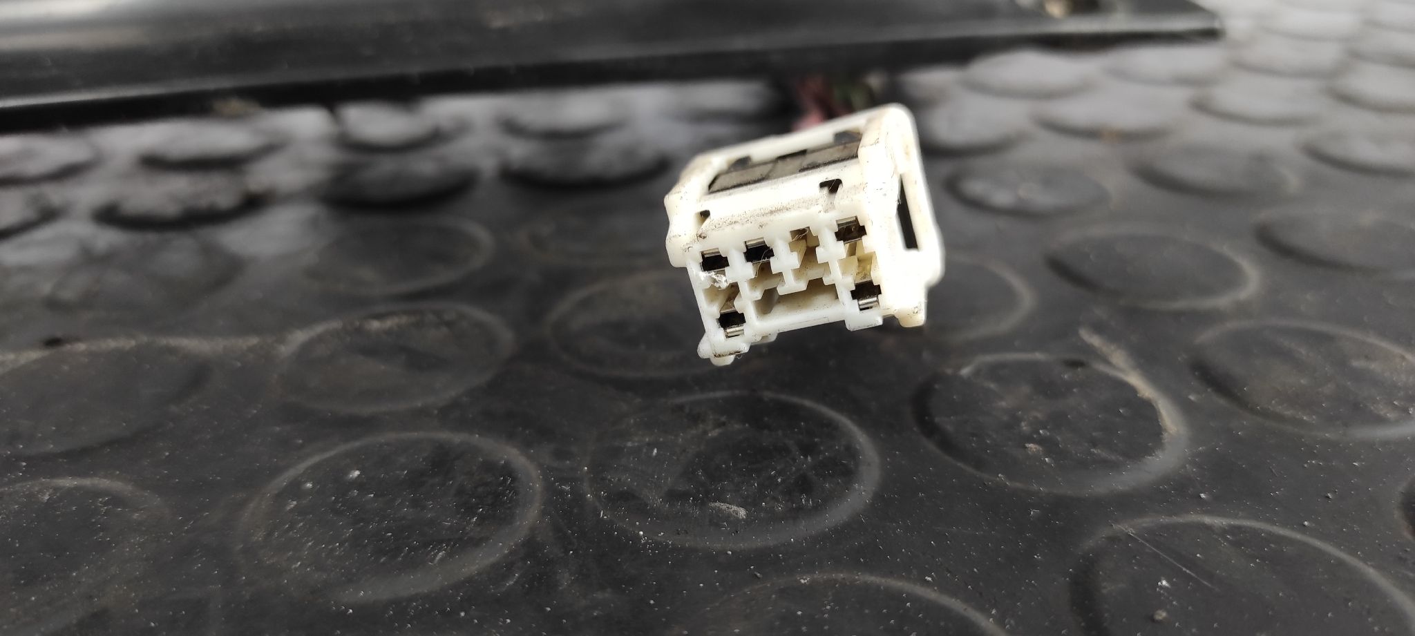 PILOTO TRASERO DERECHO NISSAN X-TRAIL (T30) - vista 8