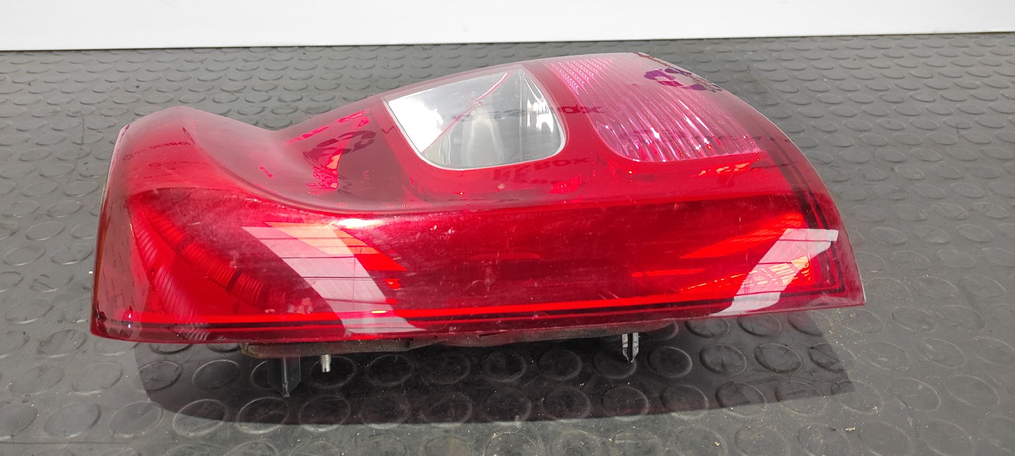 PILOTO TRASERO IZQUIERDO DACIA LOGAN - vista 6