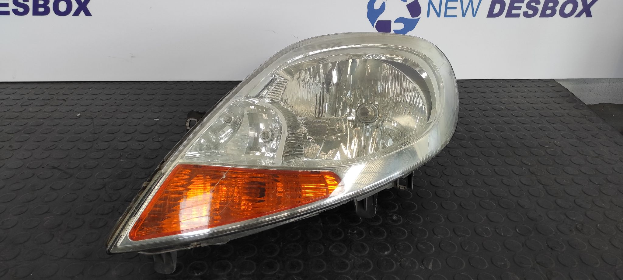 FARO IZQUIERDO RENAULT TRAFIC COMBI (AB 4.01)