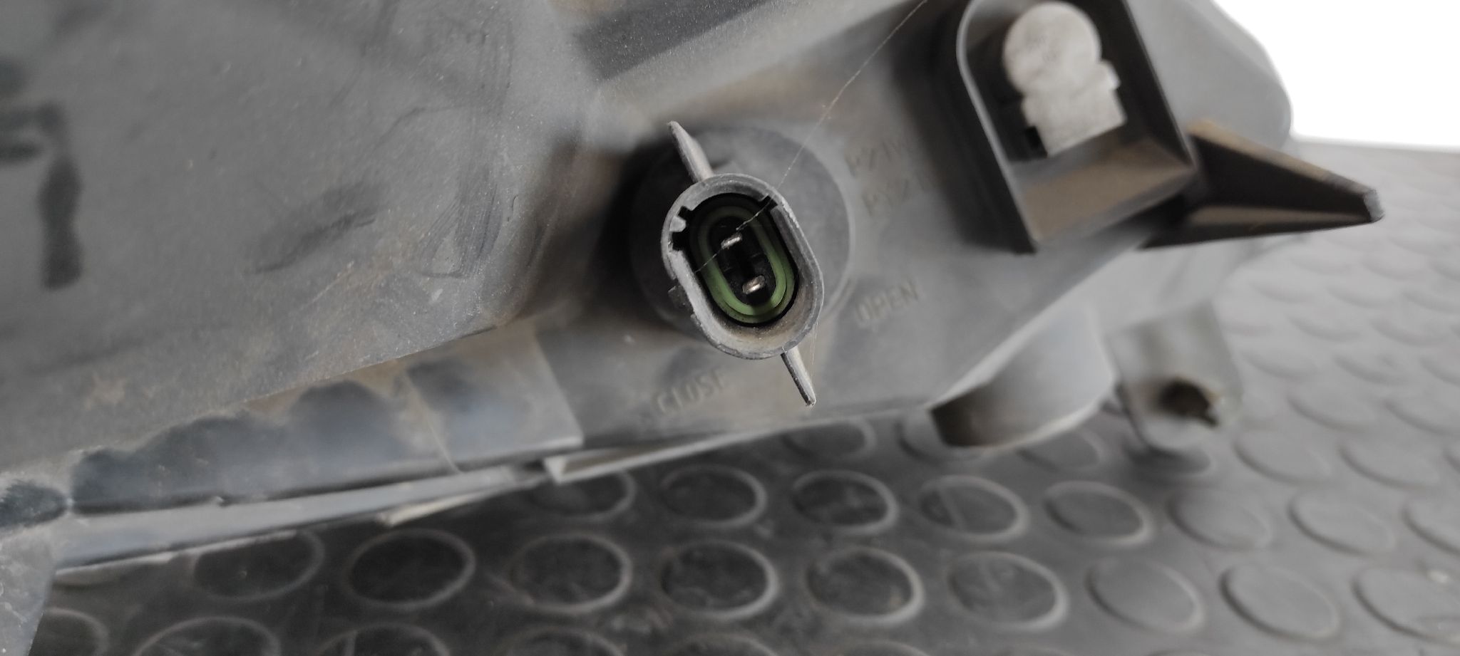 FARO IZQUIERDO RENAULT TRAFIC COMBI (AB 4.01) - vista 4