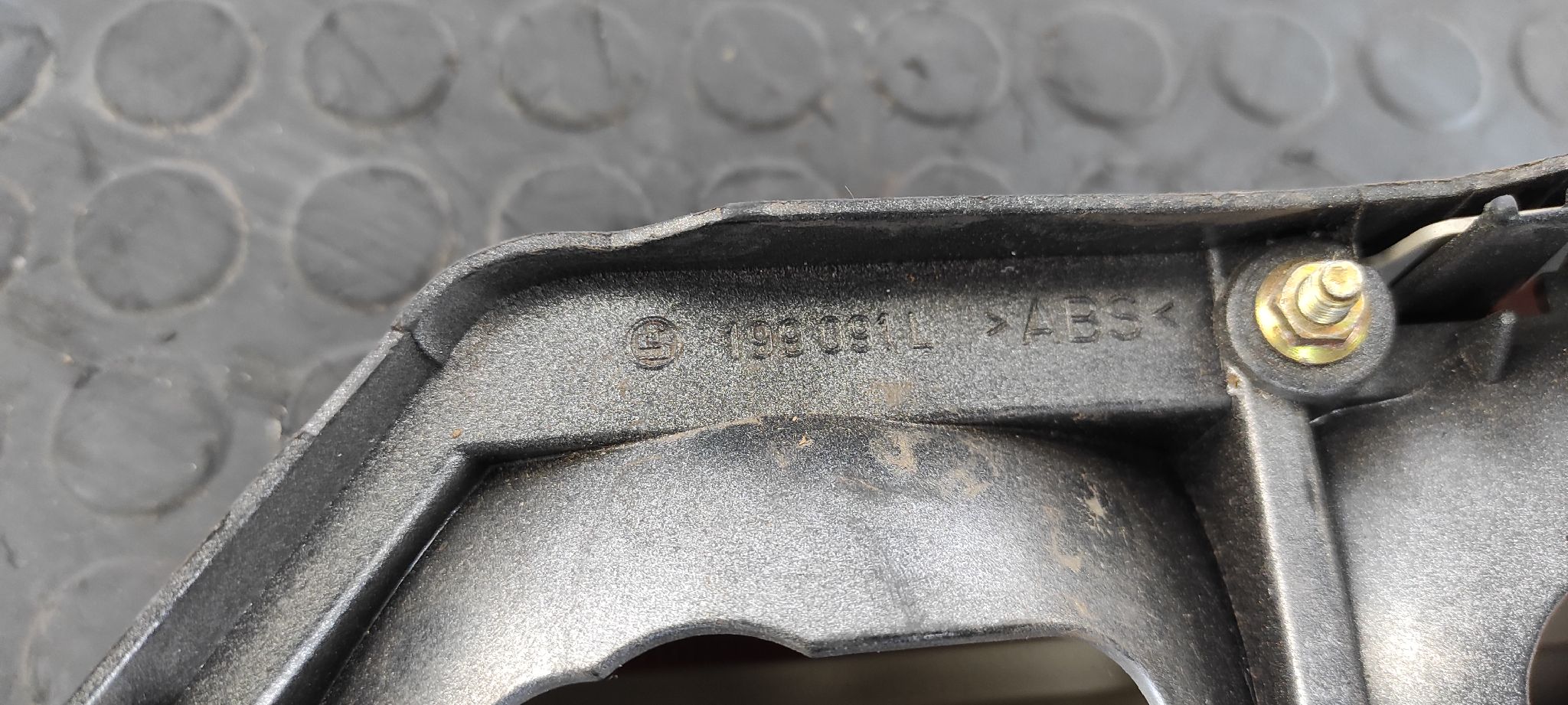 PILOTO TRASERO IZQUIERDO MERCEDES CLASE S (W140) - vista 5