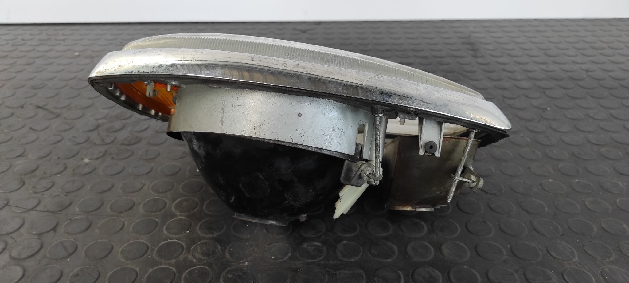 FARO DERECHO MERCEDES-BENZ CLASE E (W114/W115) - vista 8