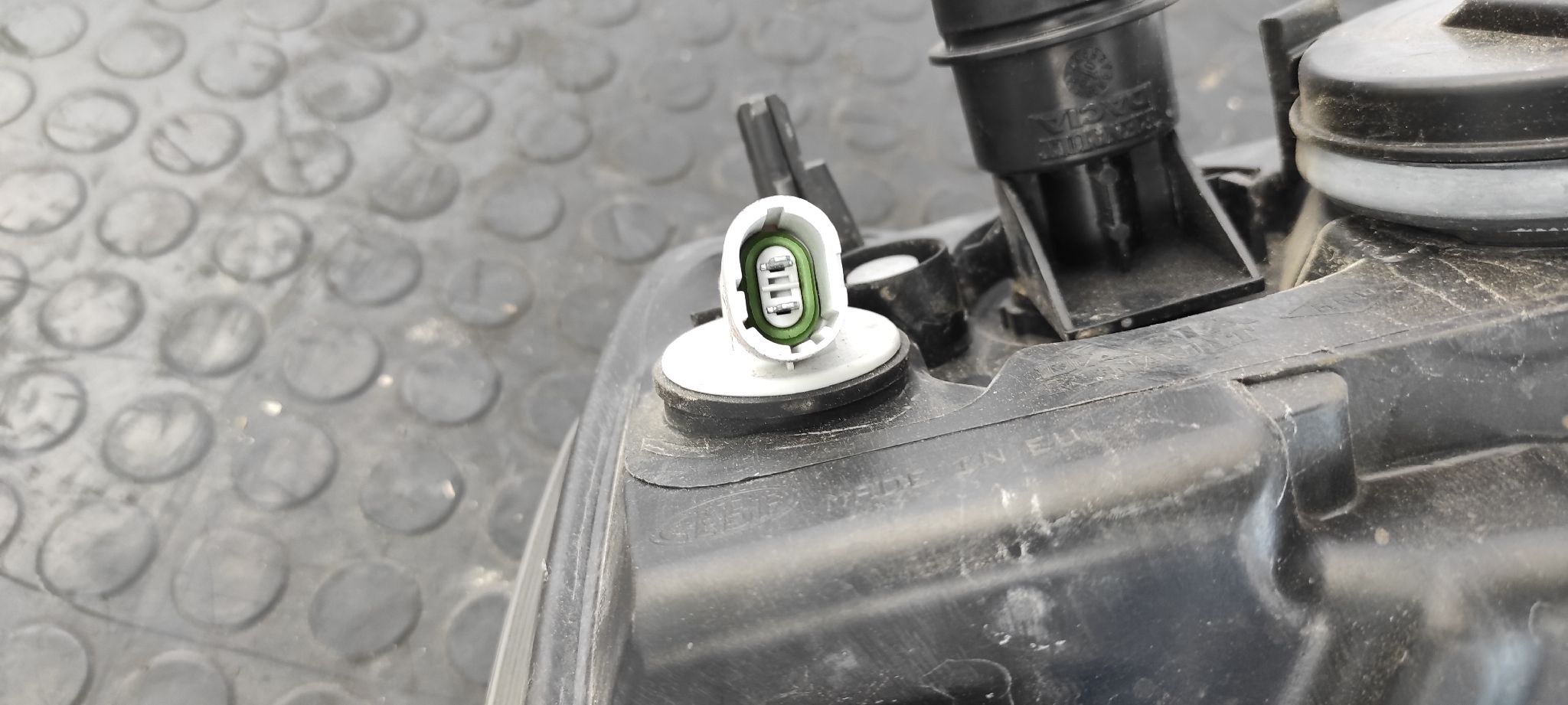 FARO IZQUIERDO DACIA LOGAN - vista 10