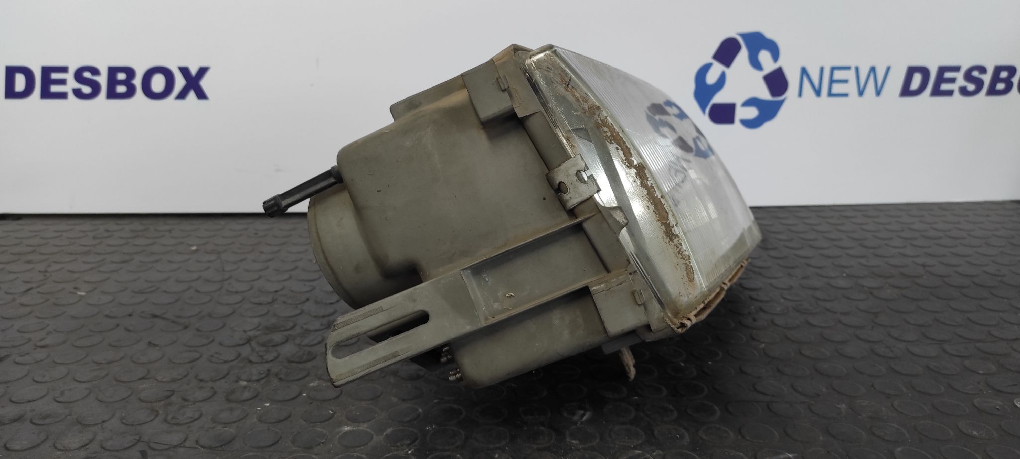 FARO DERECHO MERCEDES-BENZ CLASE S (W126) - vista 7