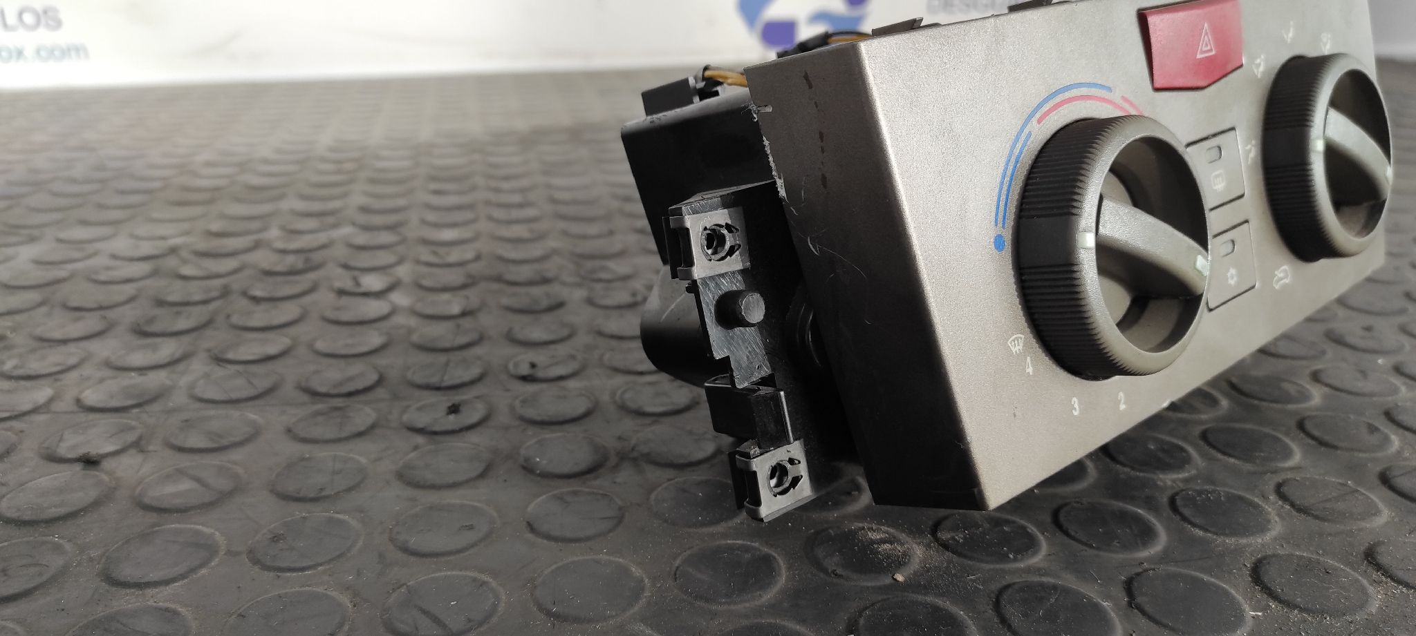 MANDO CALEFACCION / AIRE ACONDICIONADO LANCIA YPSILON (101) - vista 3