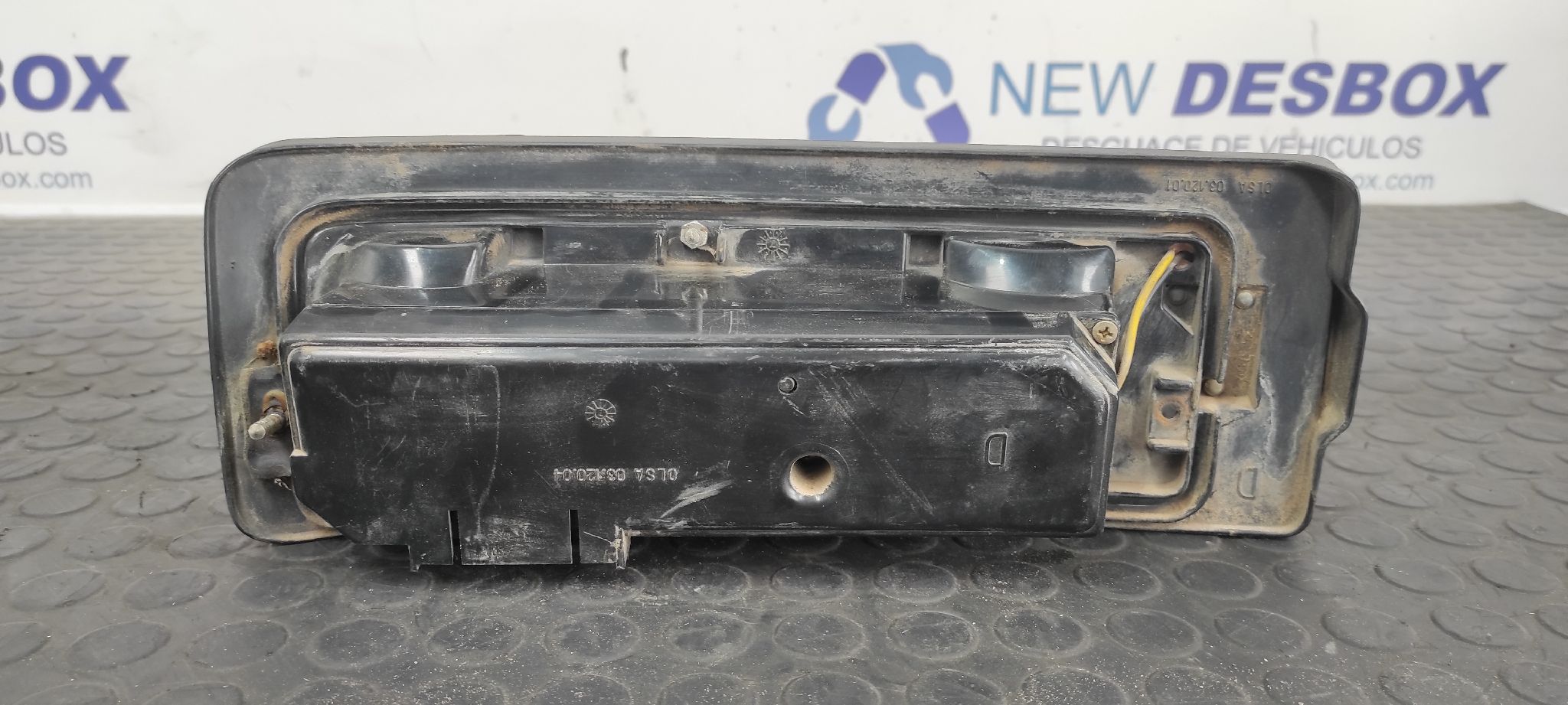 PILOTO TRASERO DERECHO SEAT 127 0.903 - vista 9