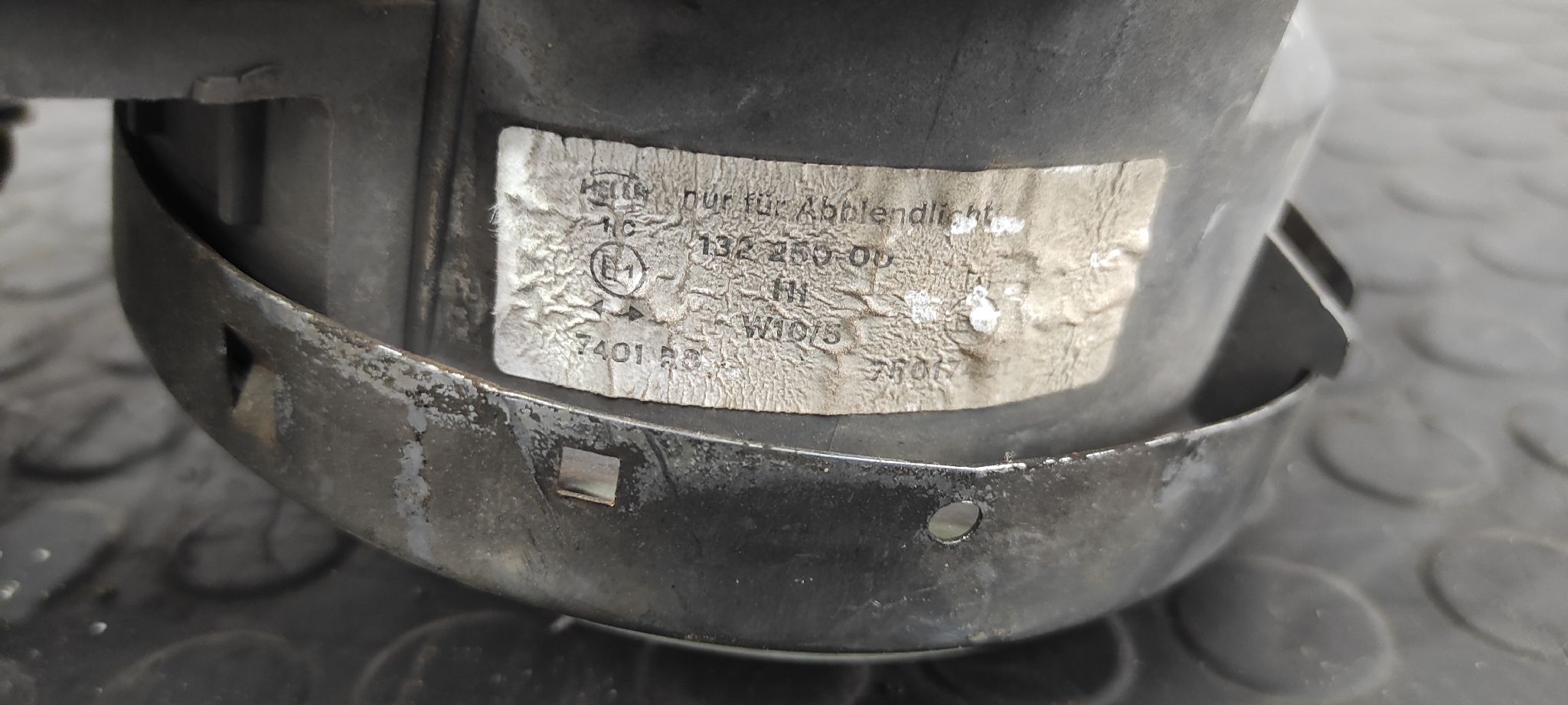 FARO DERECHO BMW SERIE 7 (E32) - vista 2