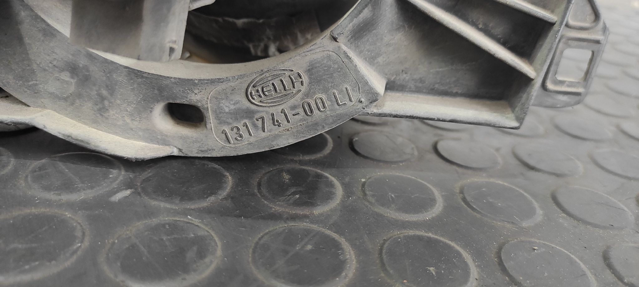 FARO IZQUIERDO BMW SERIE 7 (E32) - vista 2