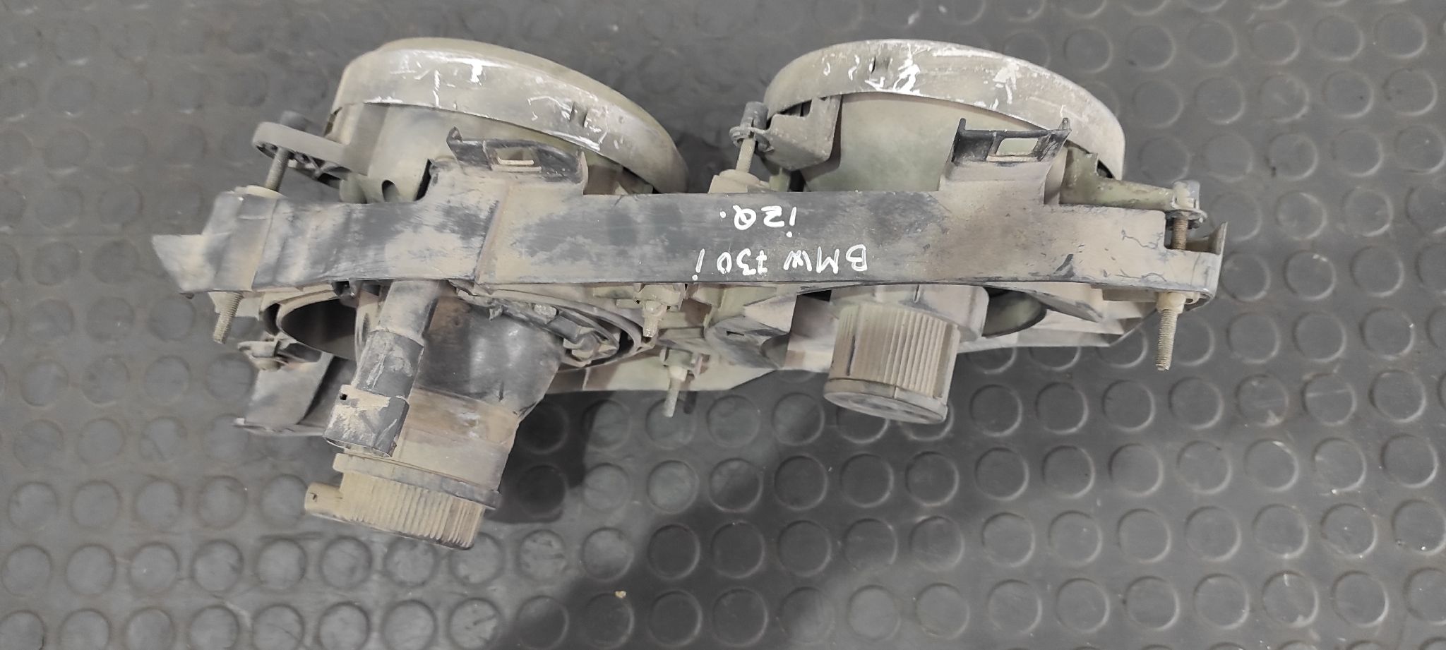 FARO IZQUIERDO BMW SERIE 7 (E32) - vista 5