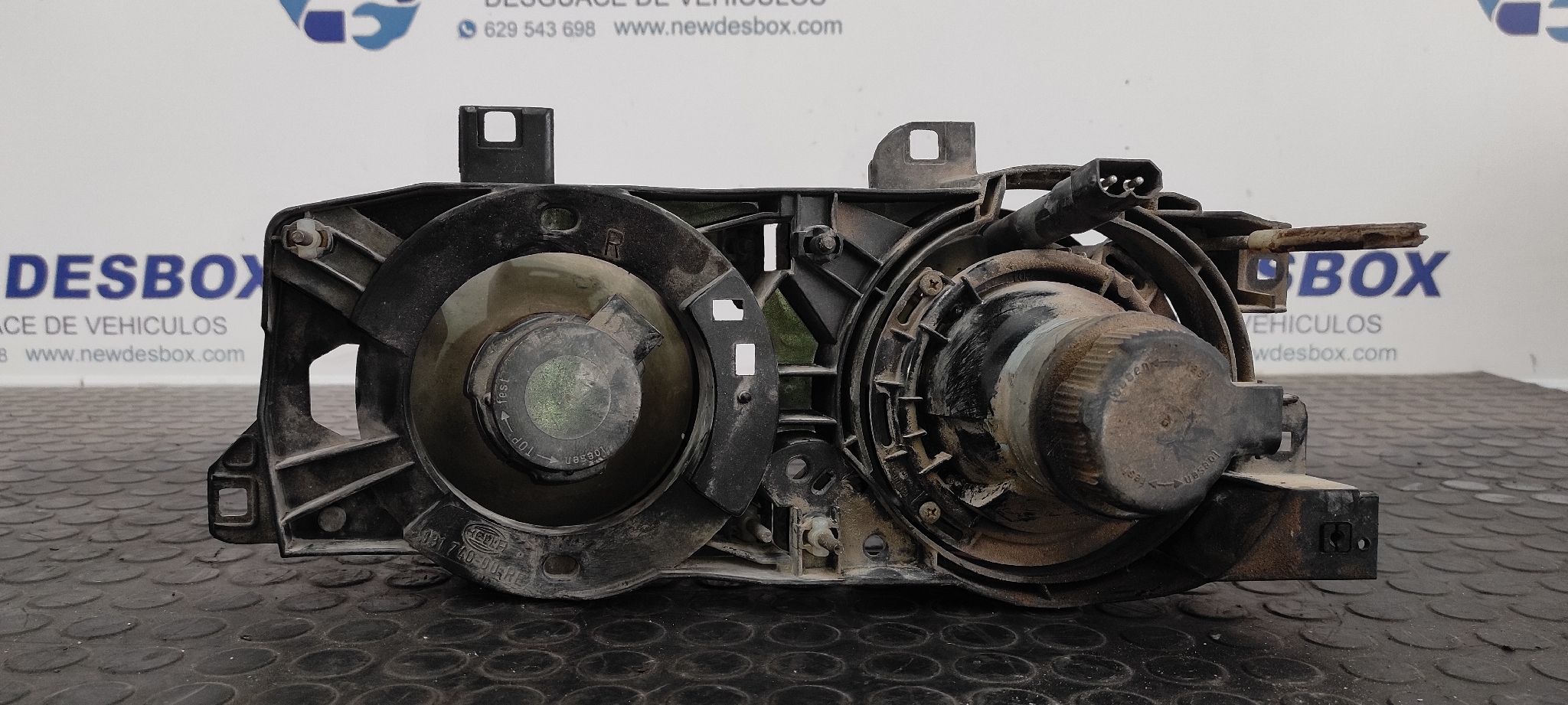 FARO DERECHO BMW SERIE 5 BERLINA (E34) - vista 4